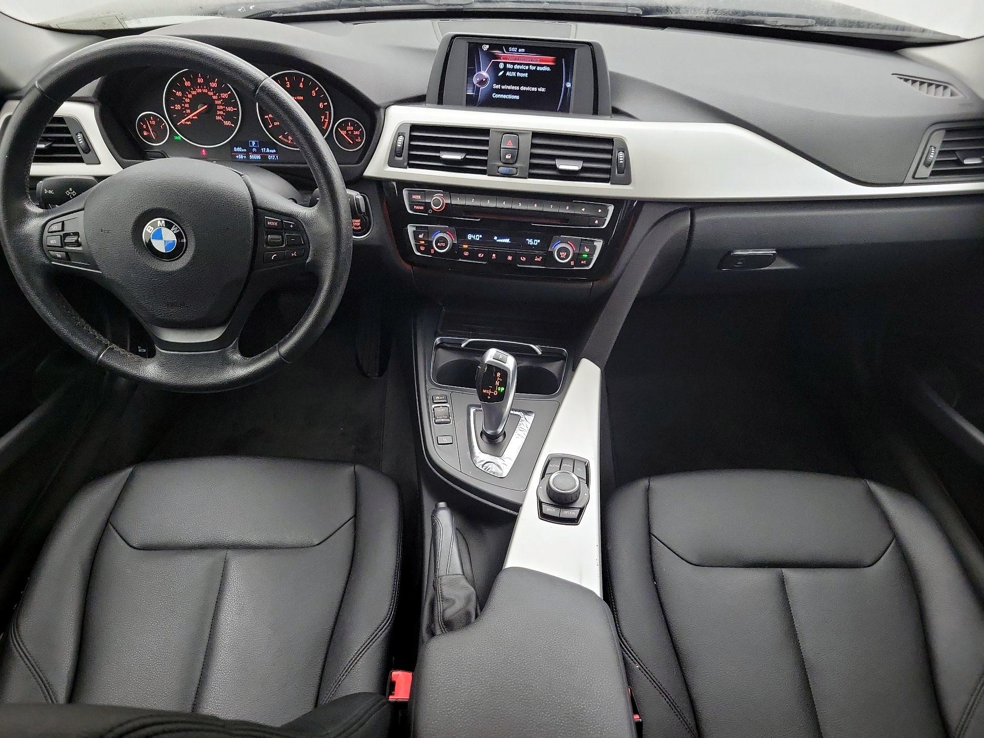 Thumbnail: 2016 BMW 3 Series - 9