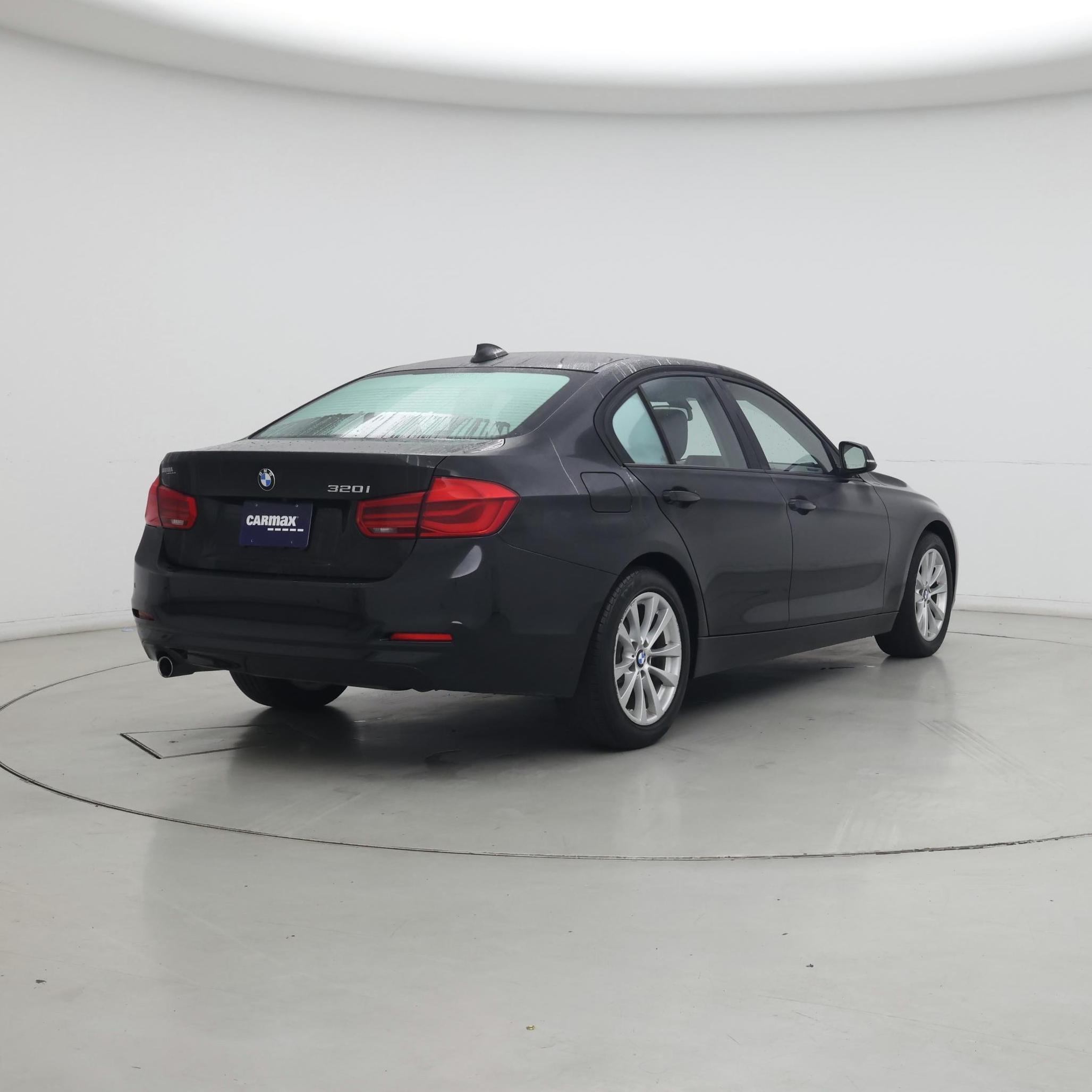 Thumbnail: 2016 BMW 3 Series - 8