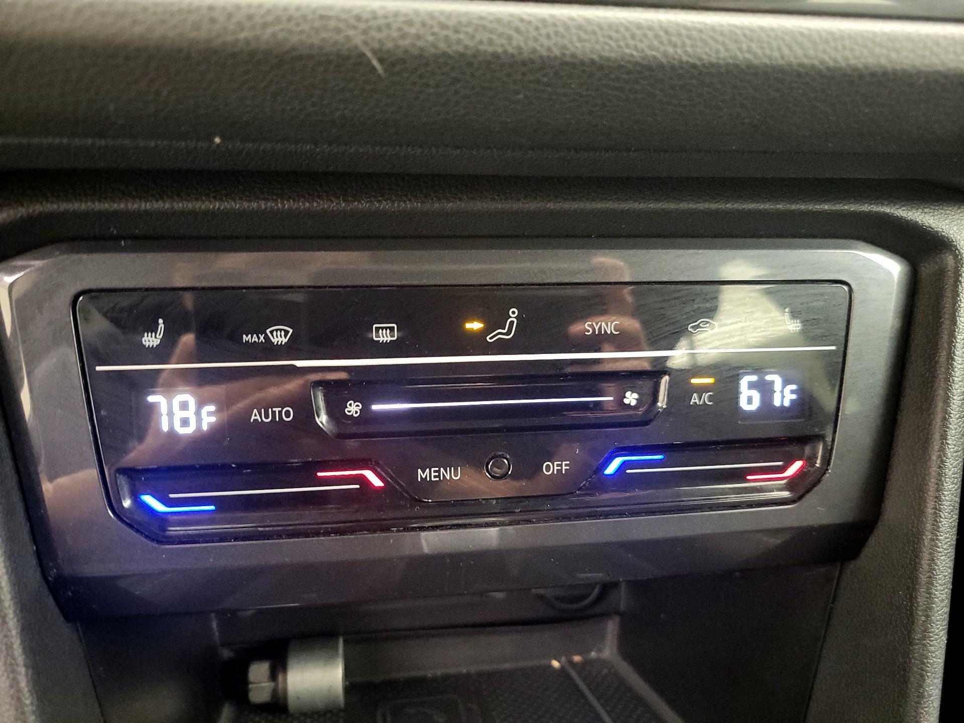 Thumbnail: 2024 Volkswagen Tiguan - 16