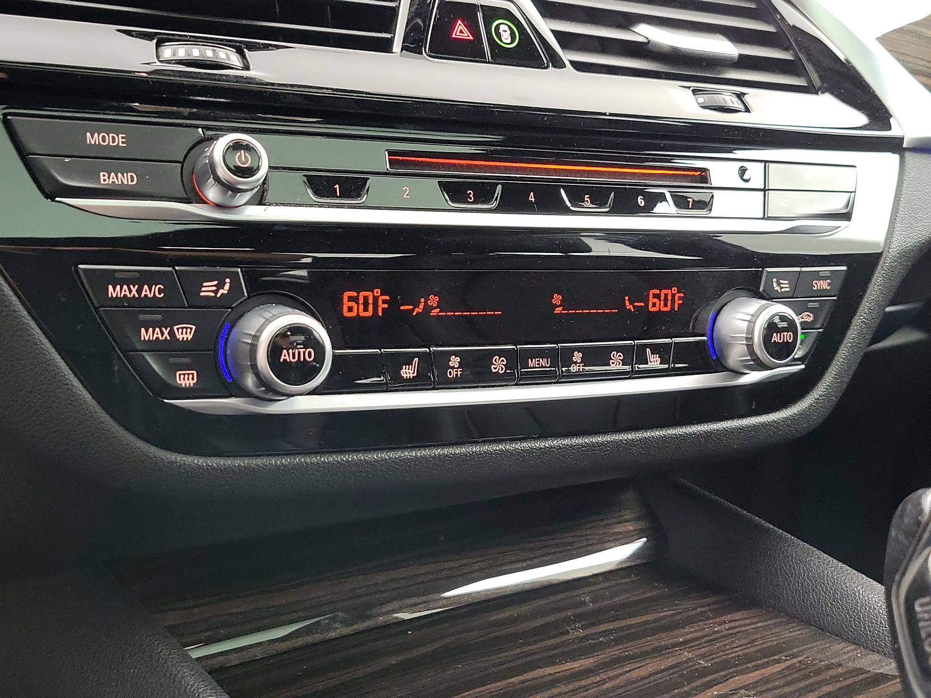 Thumbnail: 2019 BMW 5 Series - 17