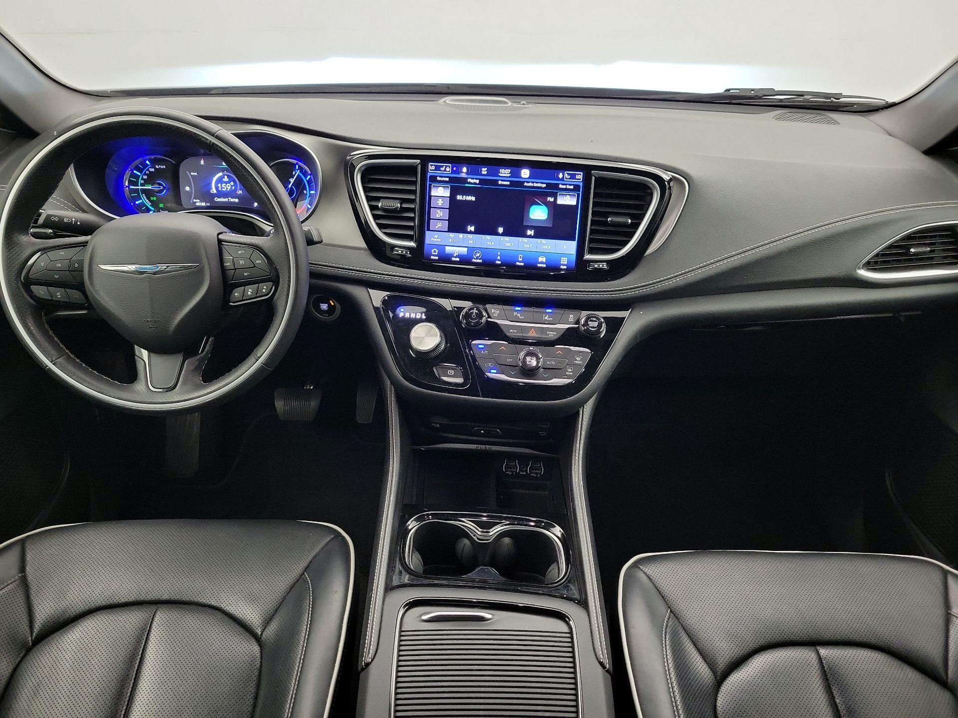 Thumbnail: 2021 Chrysler Pacifica - 9