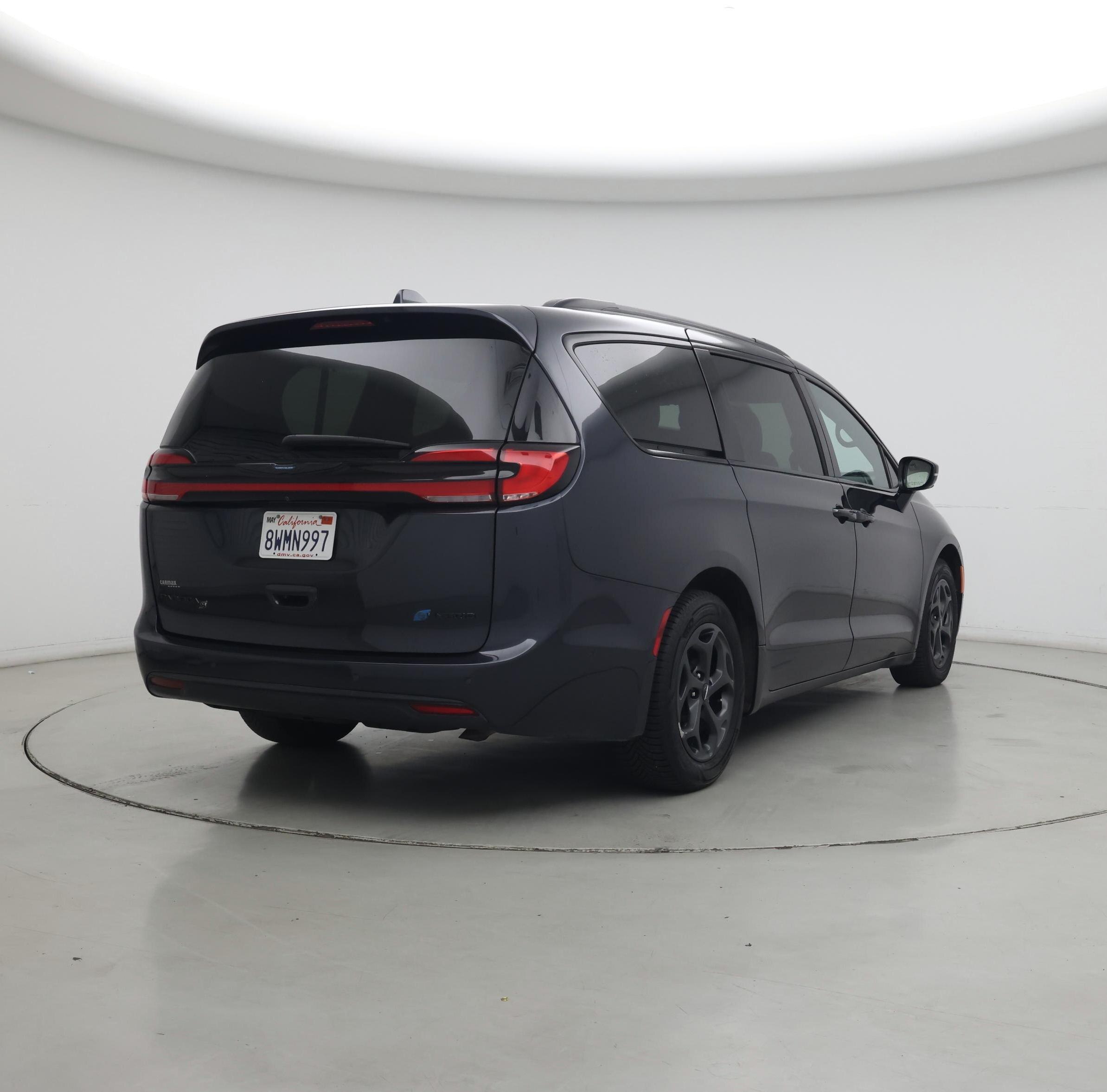Thumbnail: 2021 Chrysler Pacifica - 8