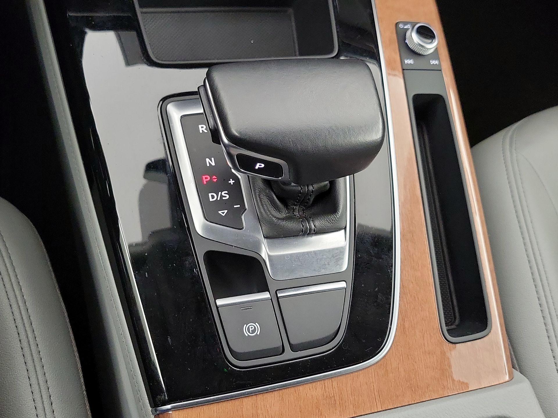 Thumbnail: 2021 Audi Q5 - 18