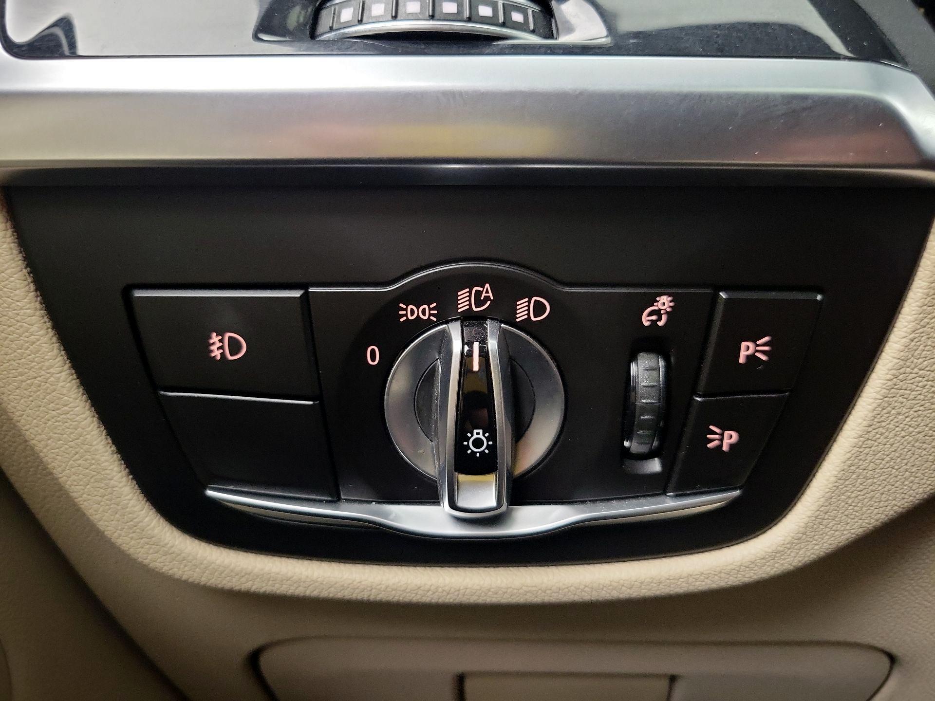 Thumbnail: 2020 BMW X3 - 13