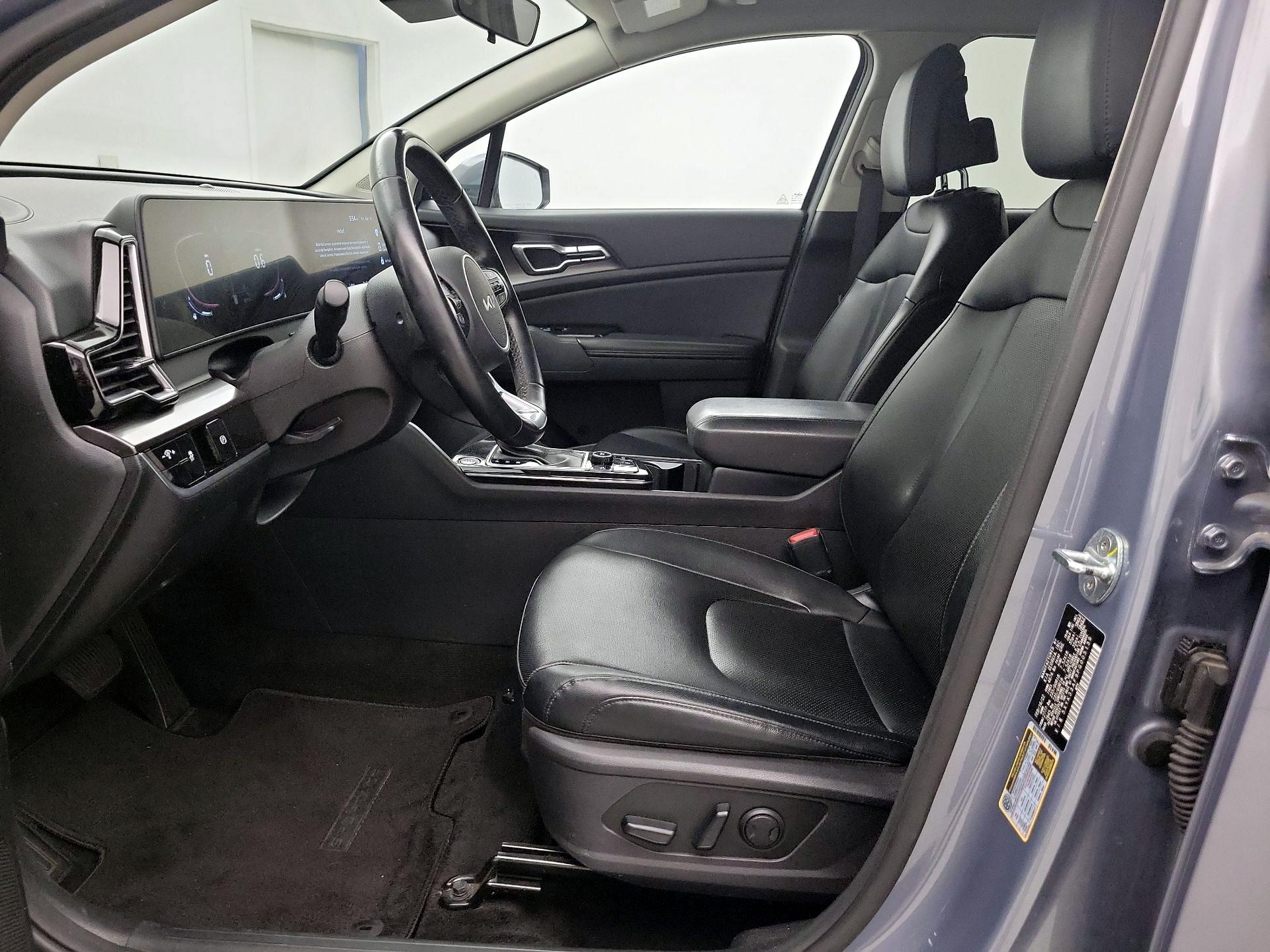 Thumbnail: 2023 Kia Sportage - 11