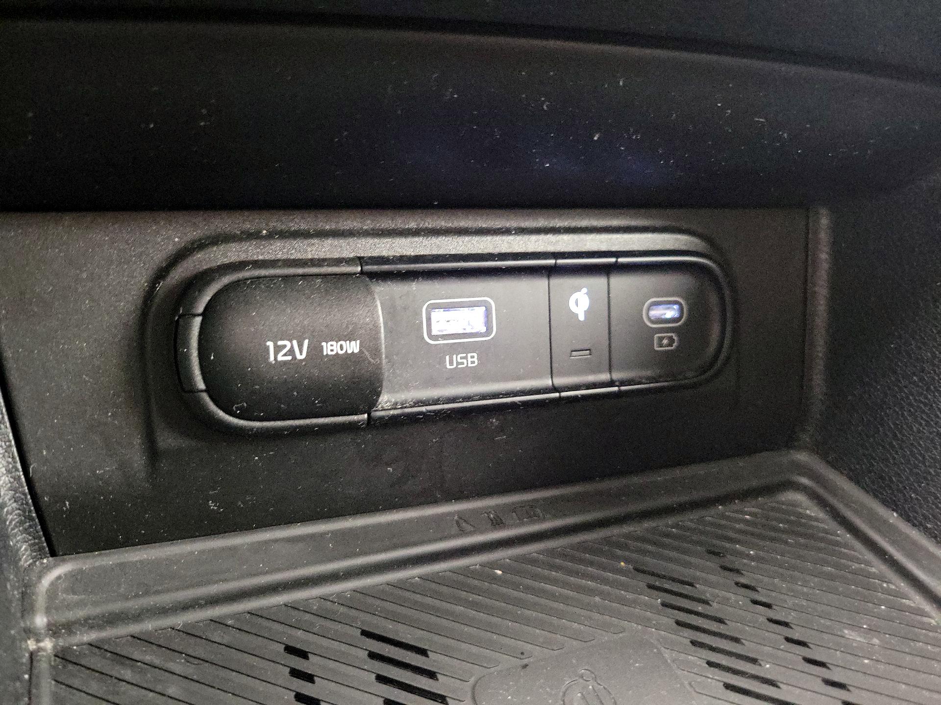 Thumbnail: 2023 Kia Sportage - 19