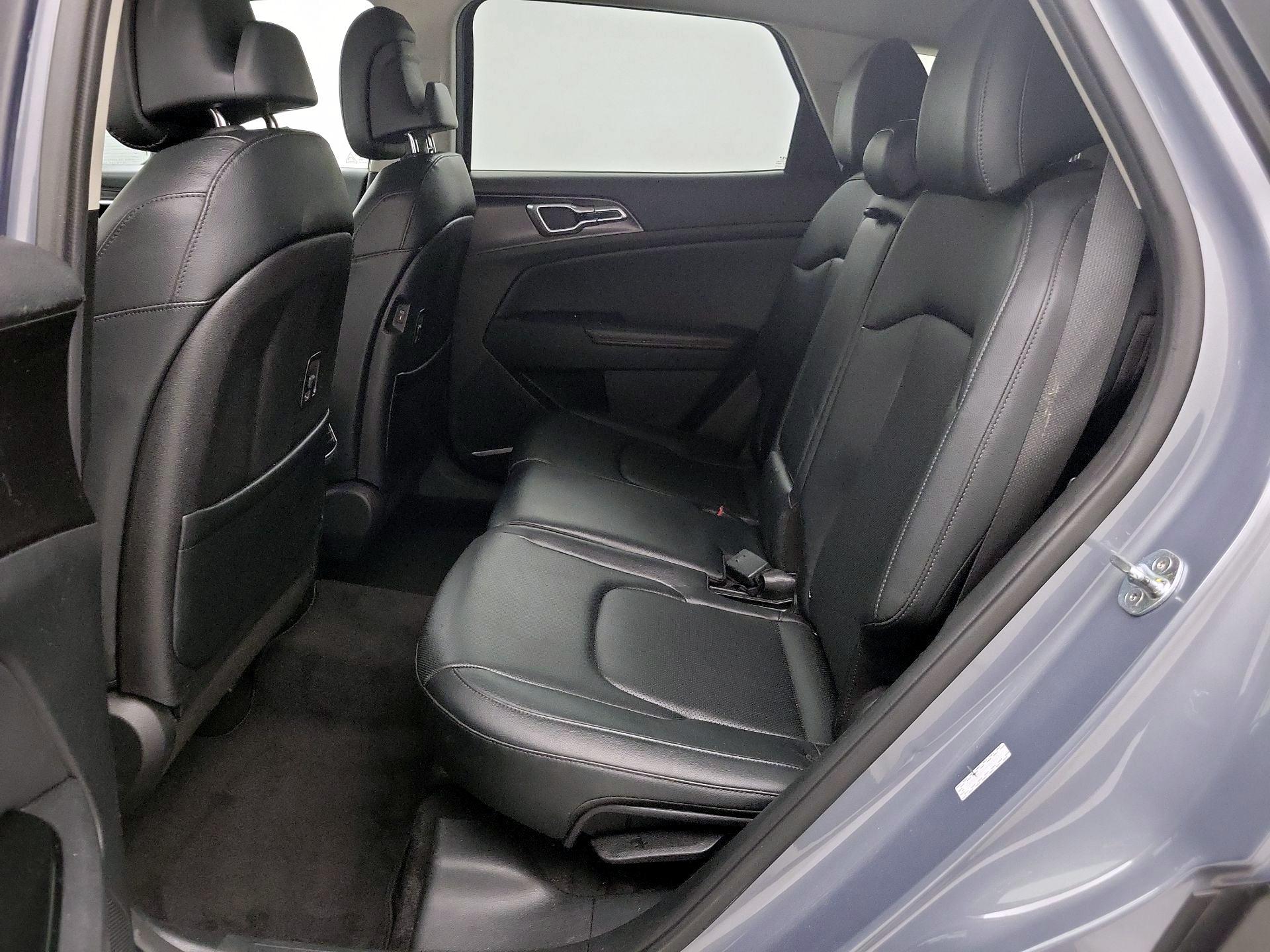 Thumbnail: 2023 Kia Sportage - 20