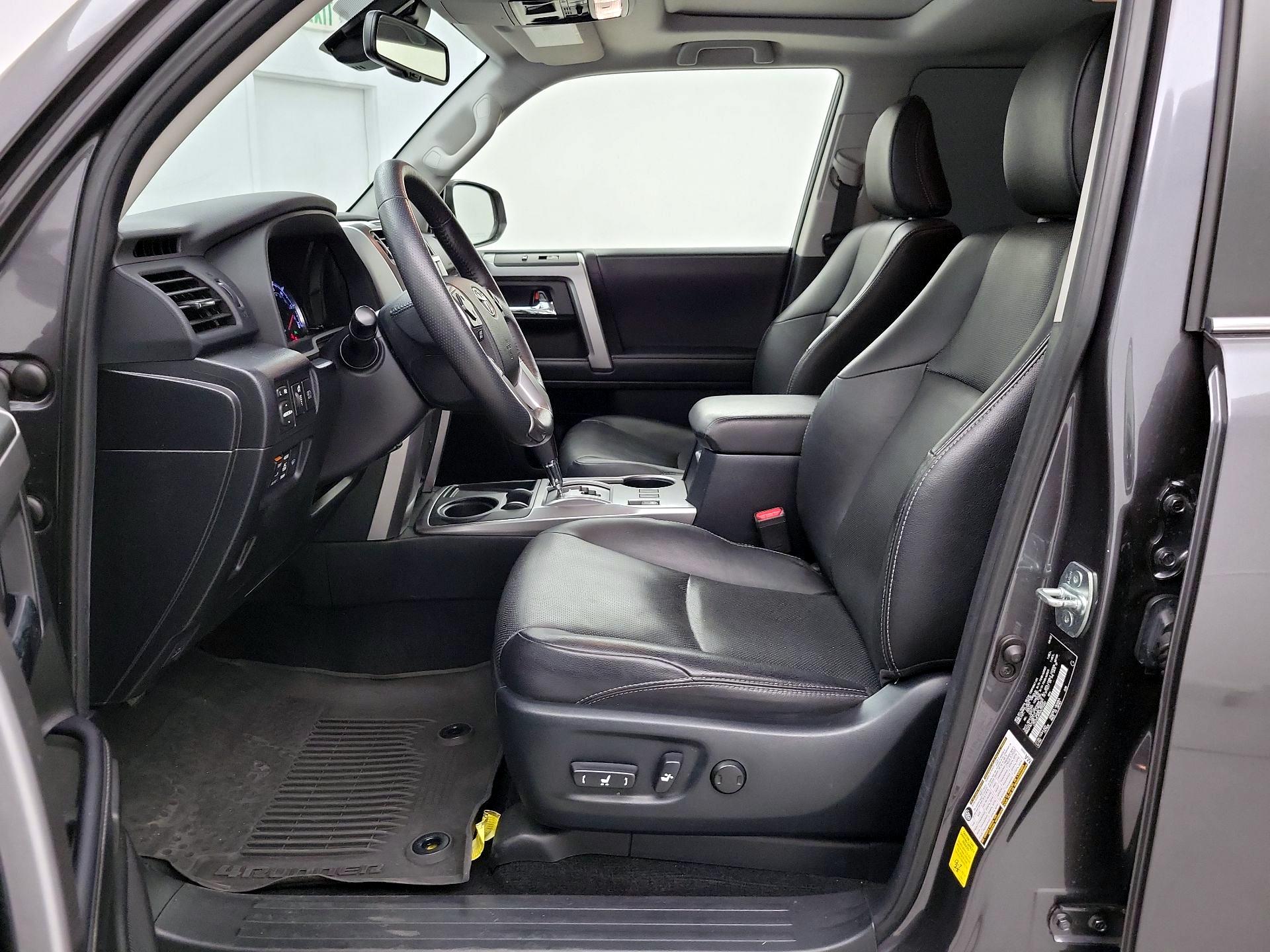 Thumbnail: 2022 Toyota 4Runner - 11