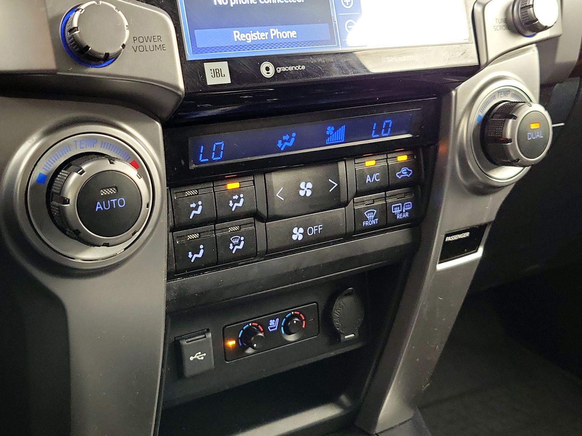 Thumbnail: 2022 Toyota 4Runner - 17