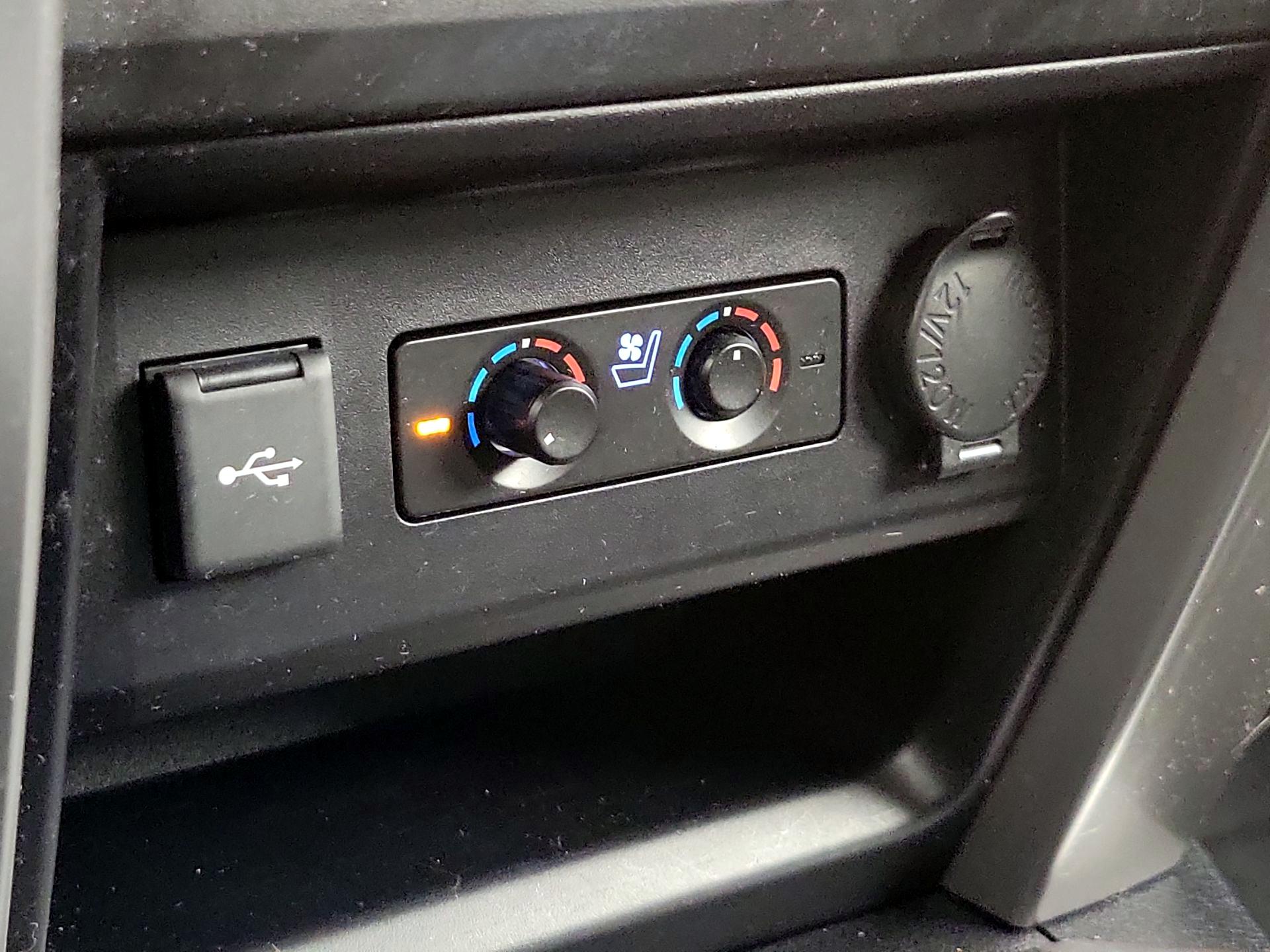 Thumbnail: 2022 Toyota 4Runner - 19