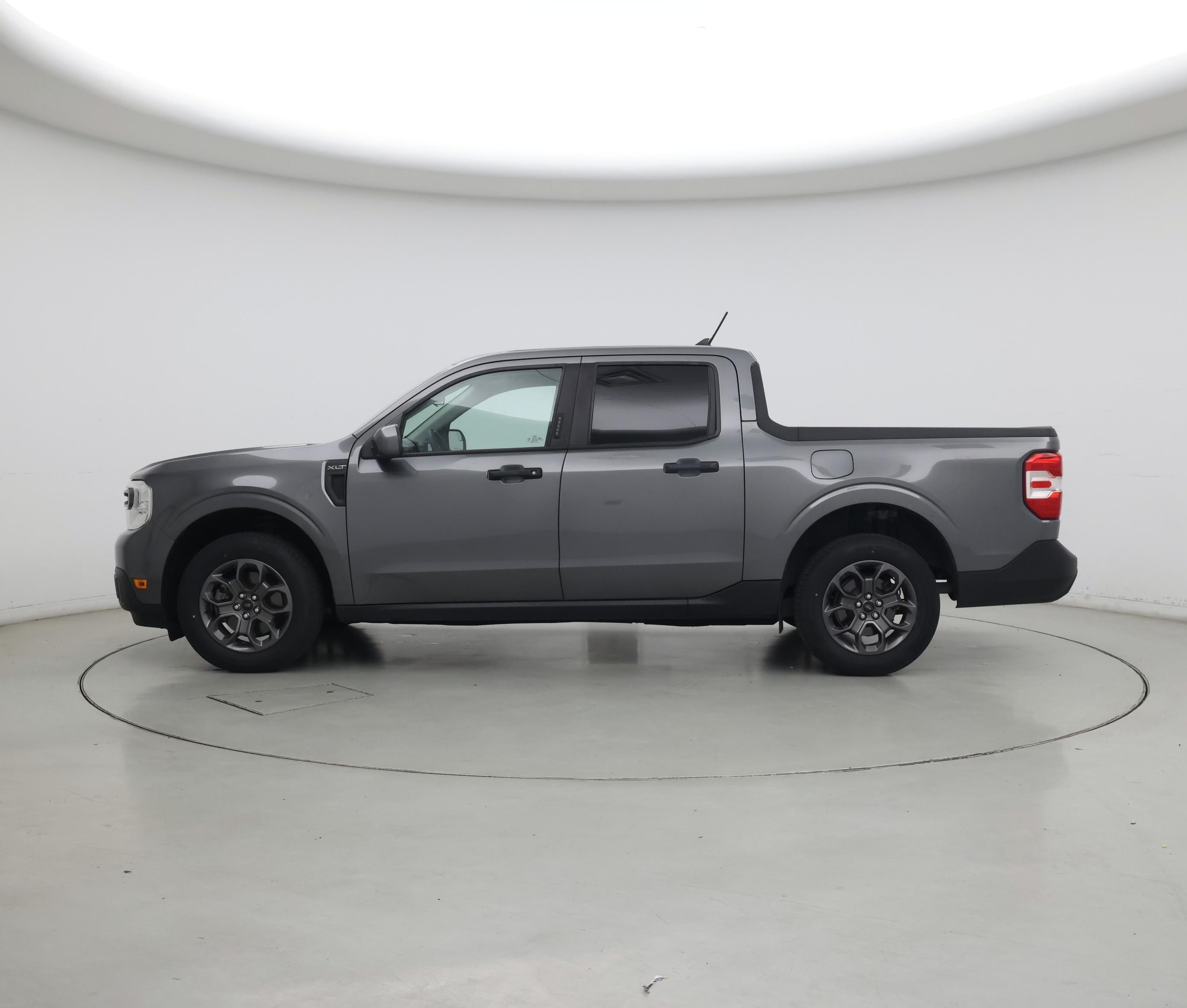 Thumbnail: 2022 Ford Maverick - 3