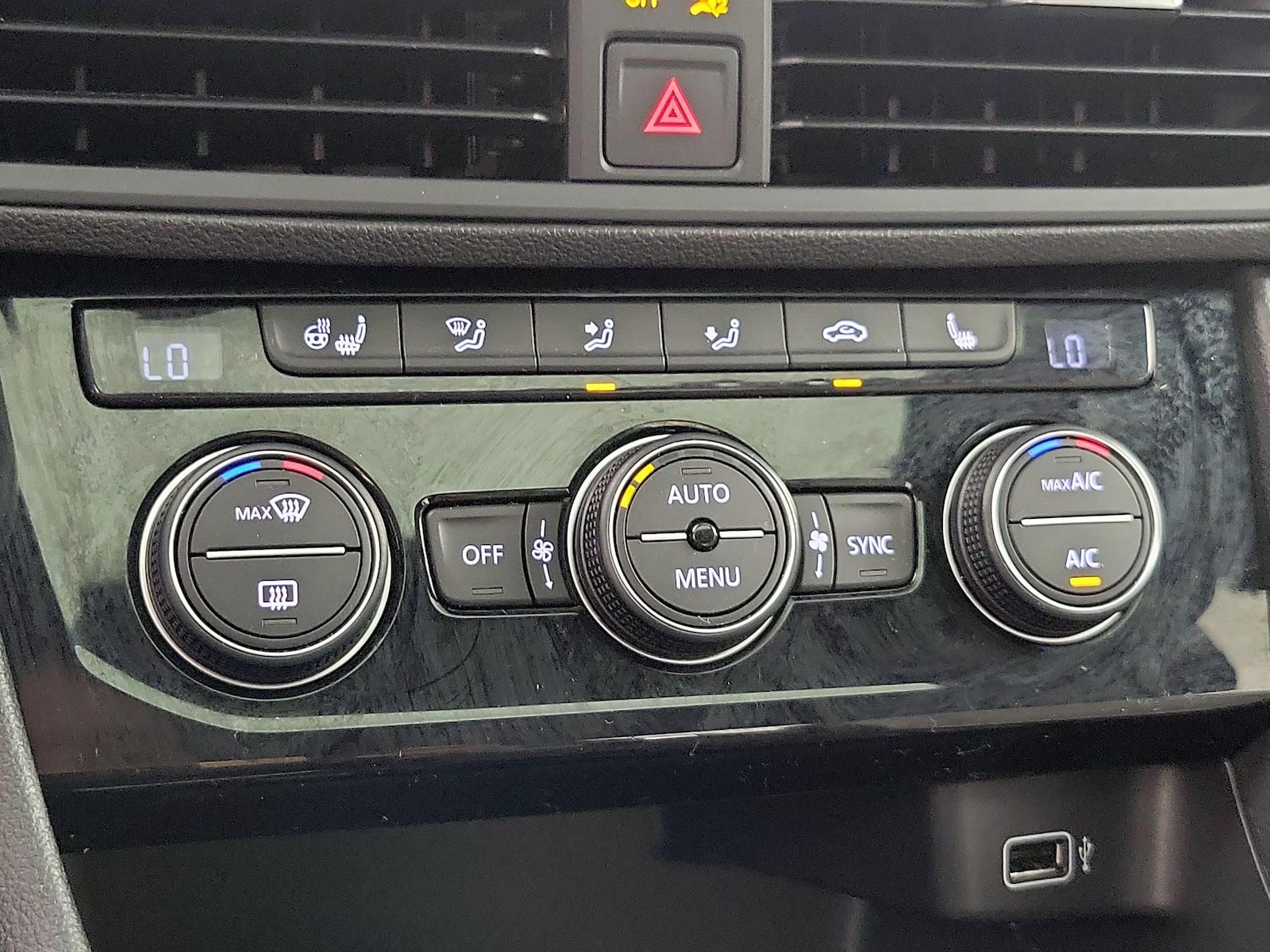 2019 Volkswagen Jetta R-Line - Photo 17
