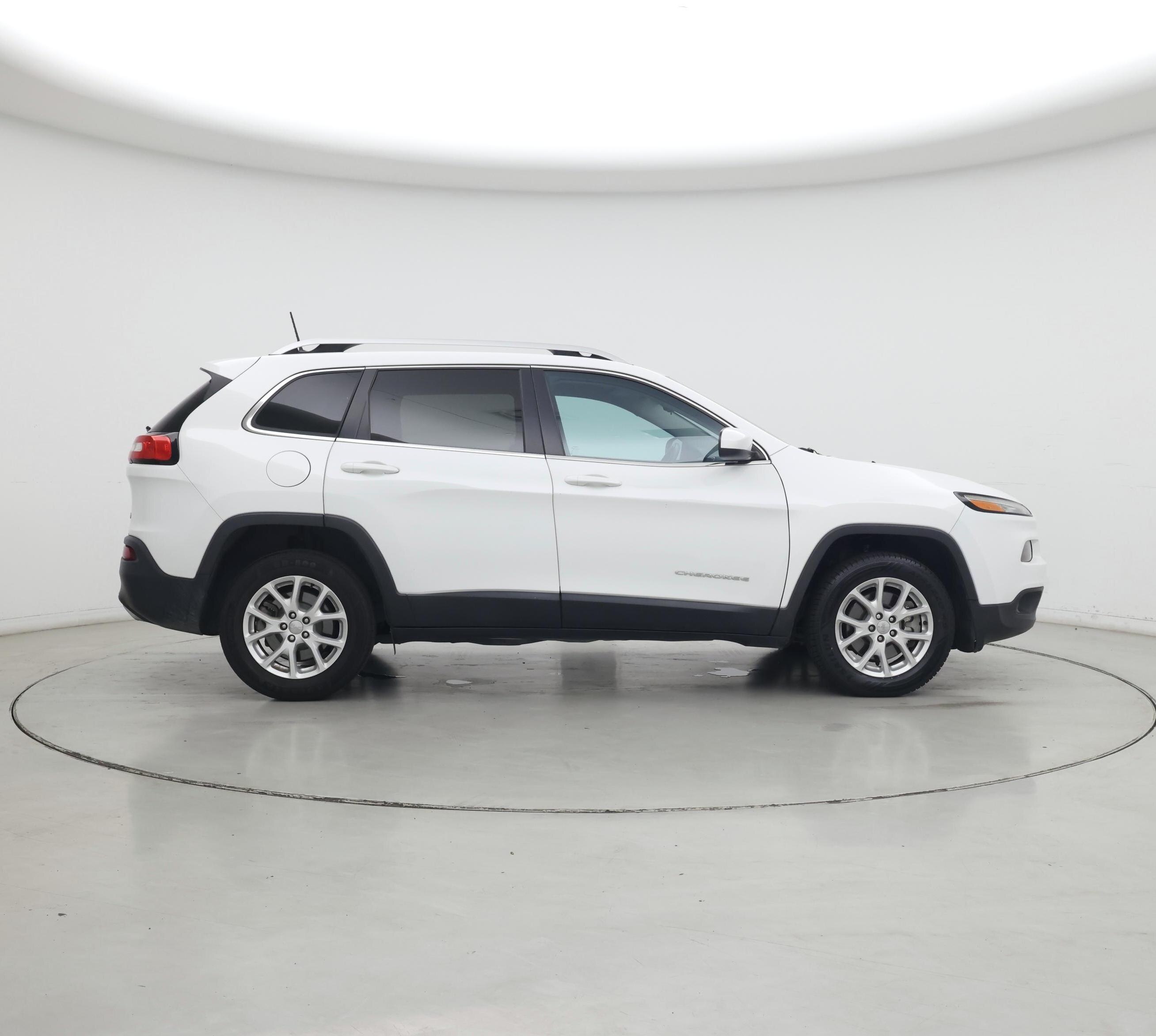 Thumbnail: 2017 Jeep Cherokee - 7