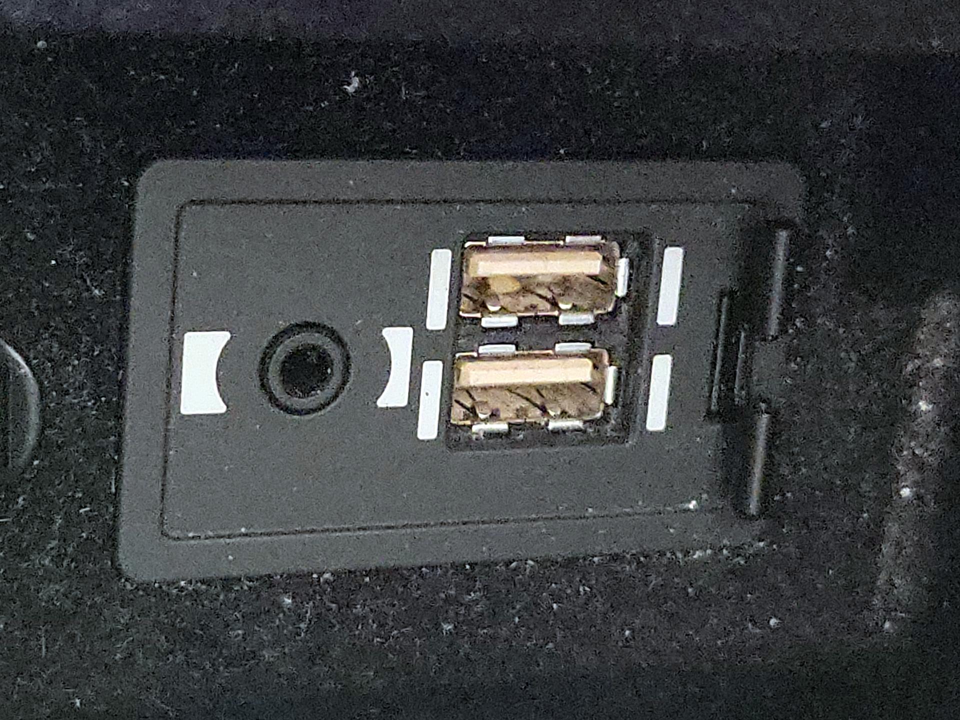 Thumbnail: 2017 Lexus ES - 18