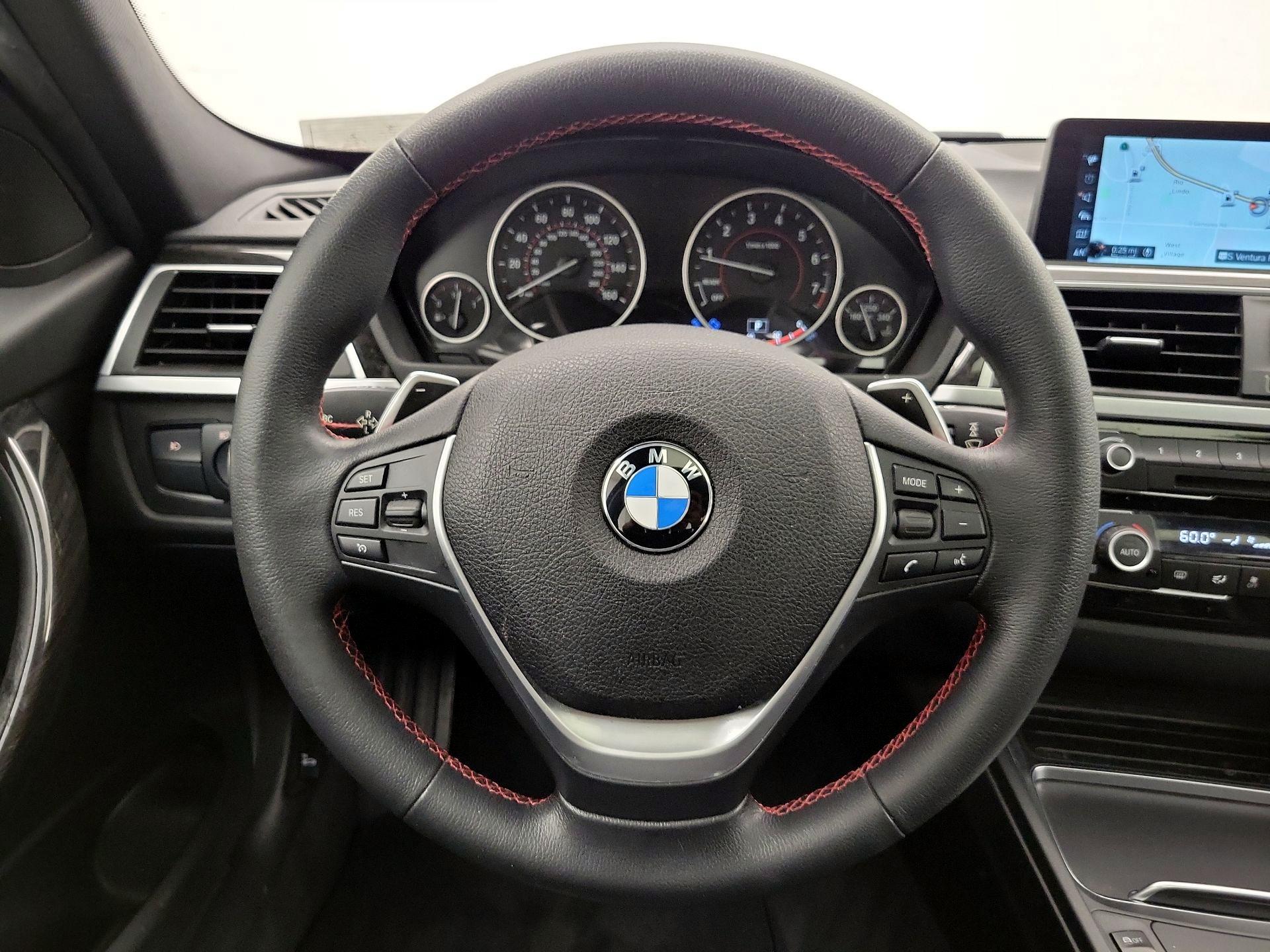 Thumbnail: 2017 BMW 3 Series - 10