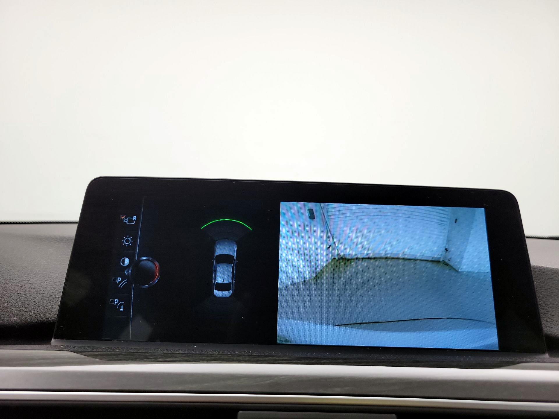 Thumbnail: 2017 BMW 3 Series - 15