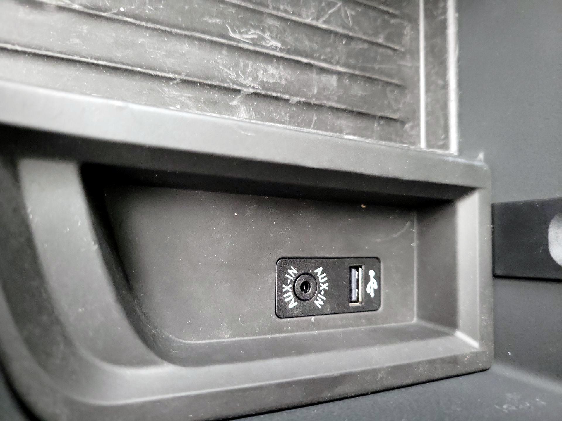 Thumbnail: 2017 BMW 3 Series - 19