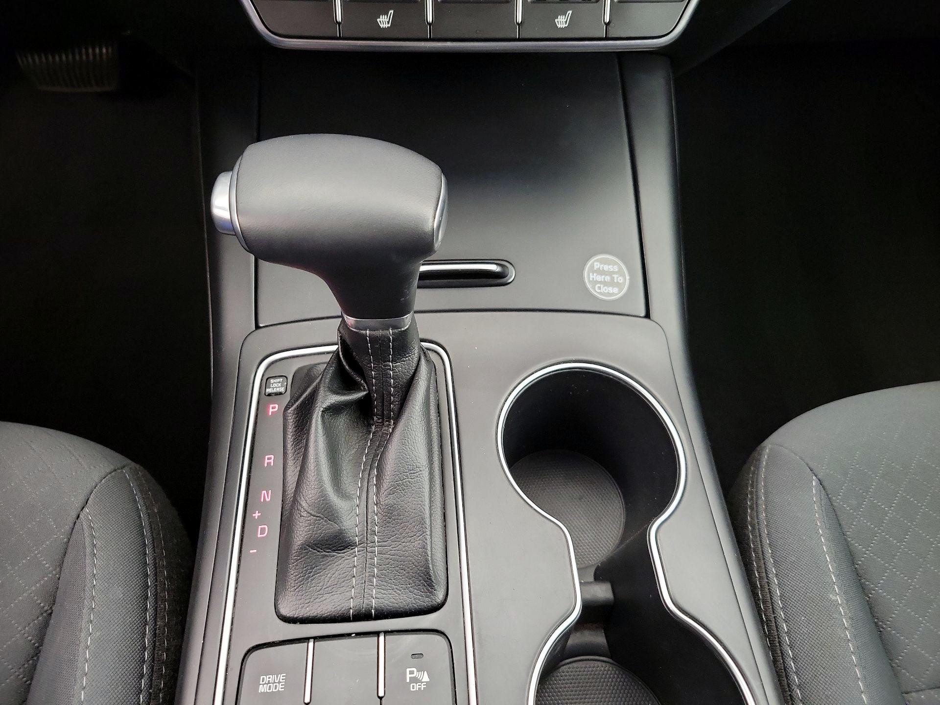 Thumbnail: 2019 Kia Sorento - 17