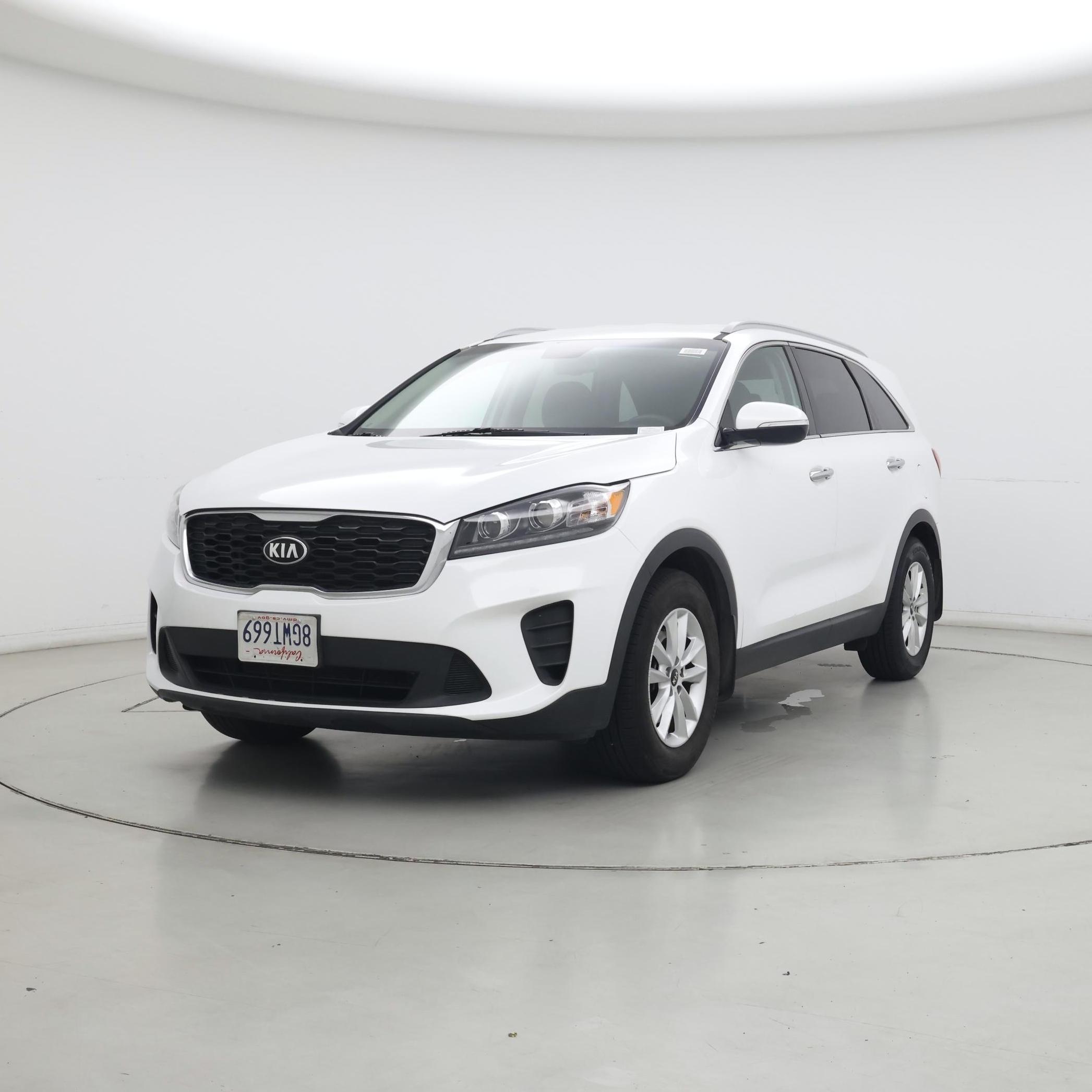 Thumbnail: 2019 Kia Sorento - 4