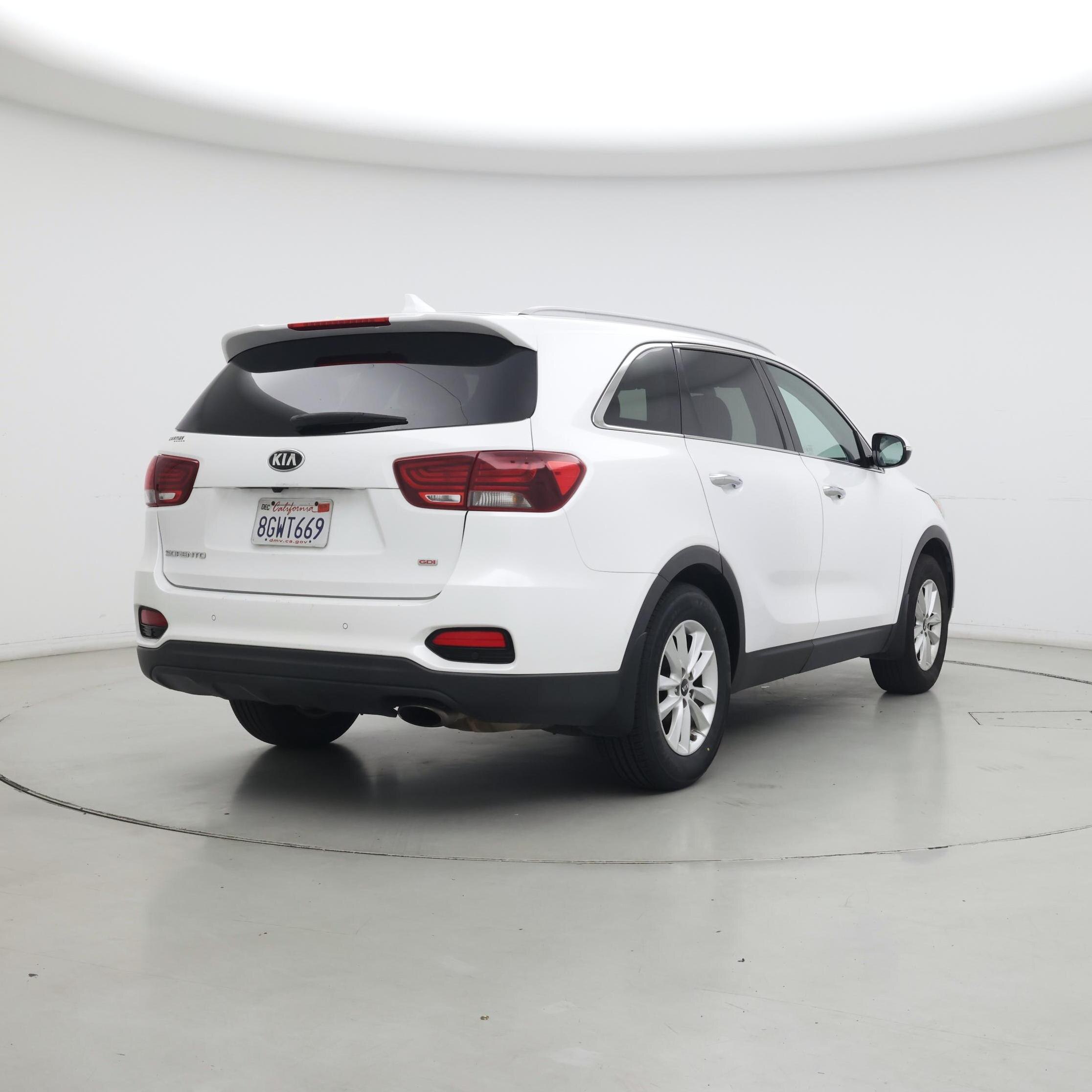 Thumbnail: 2019 Kia Sorento - 8