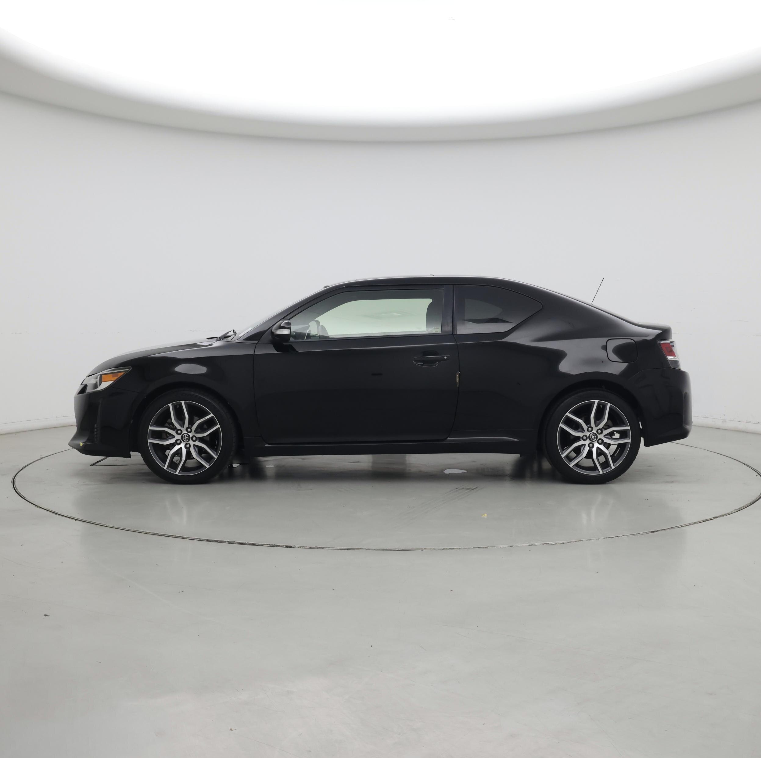 Thumbnail: 2015 Scion tC - 3