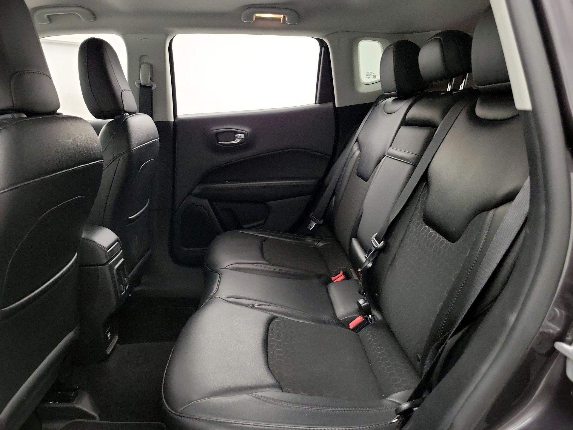 Thumbnail: 2018 Jeep Compass - 19