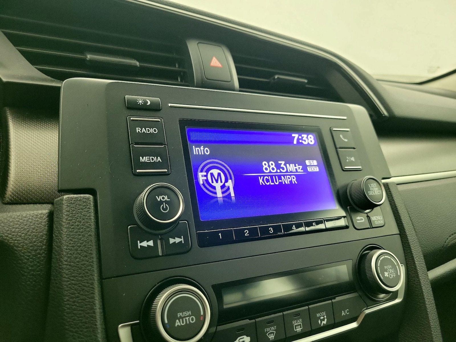 2021 Honda Civic LX - Photo 16