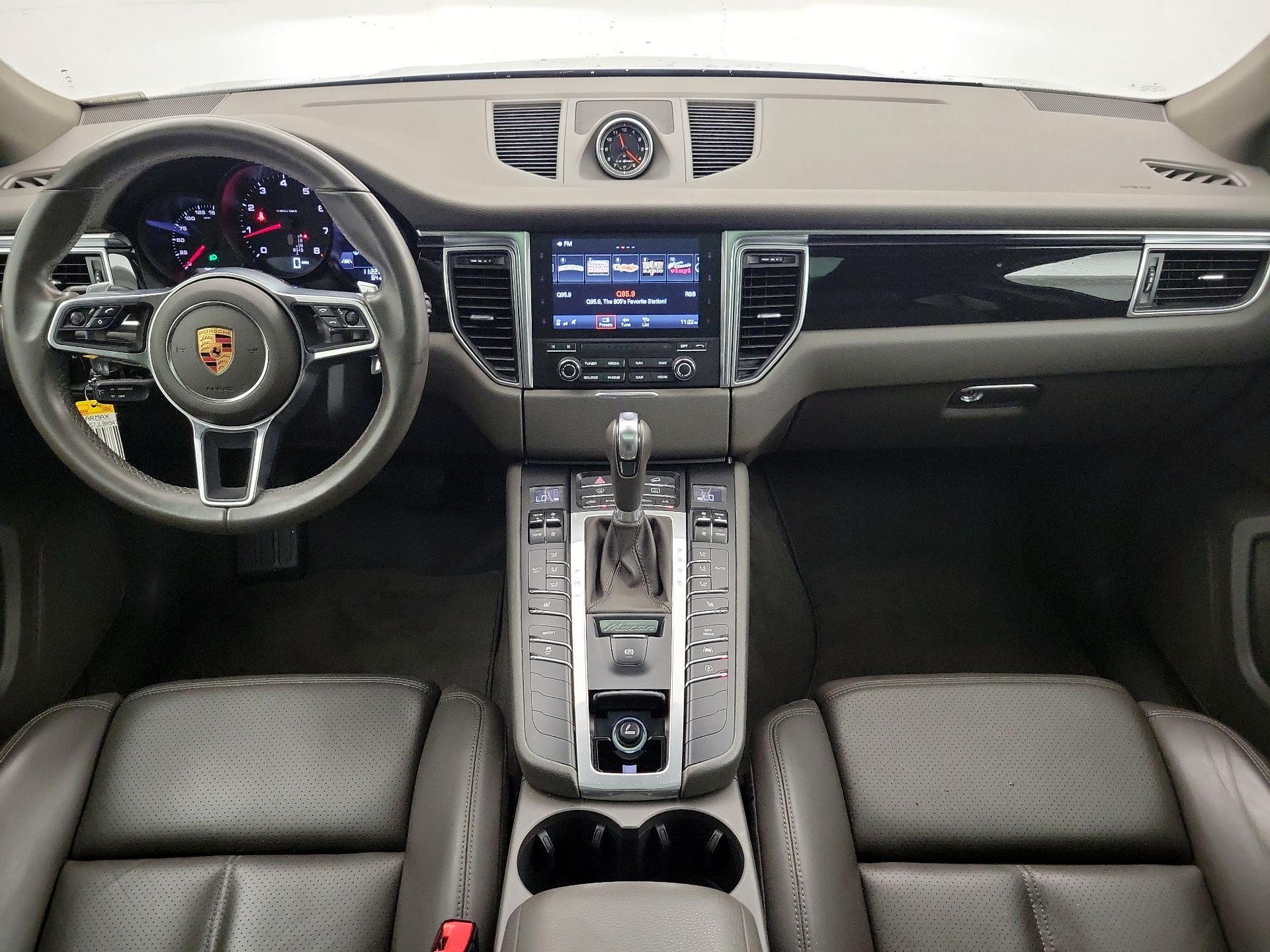 Thumbnail: 2018 Porsche Macan - 9