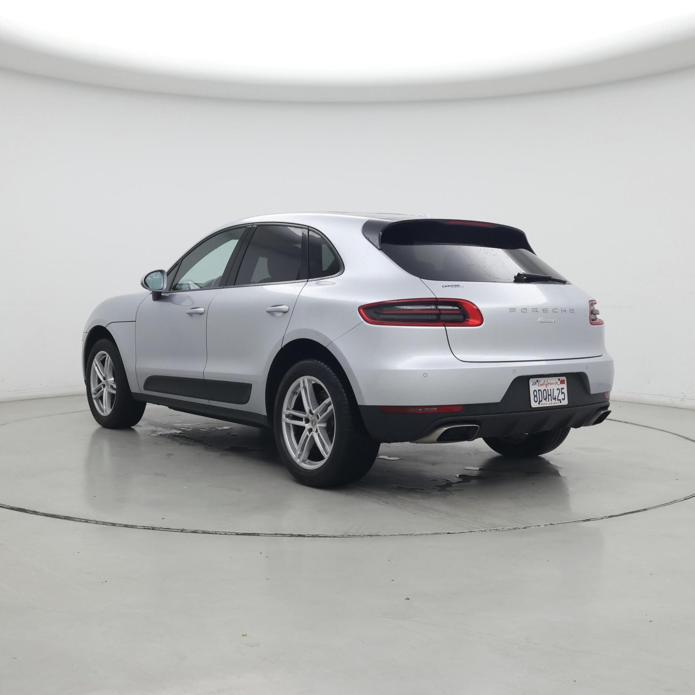 Thumbnail: 2018 Porsche Macan - 2
