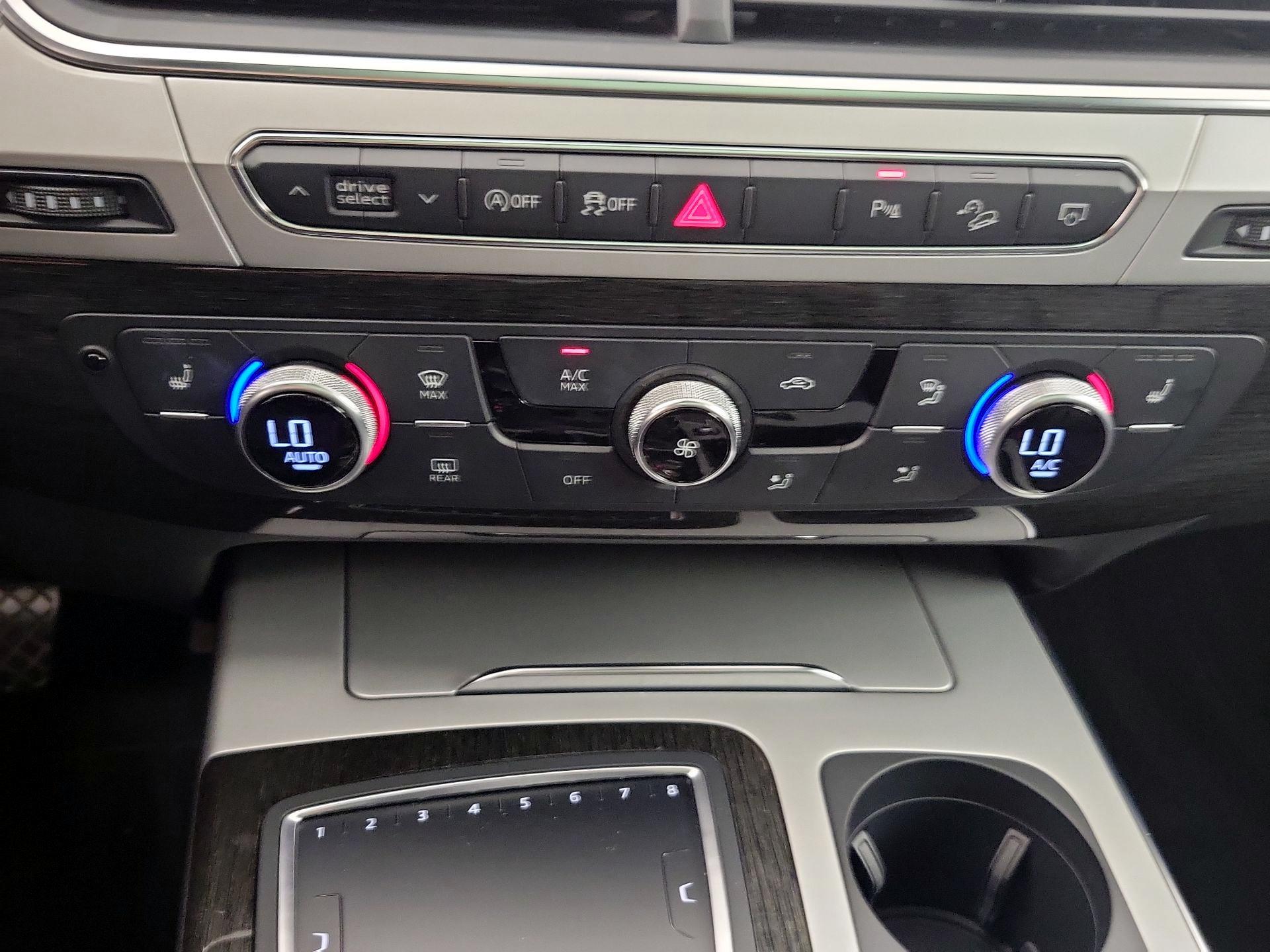 Thumbnail: 2019 Audi Q7 - 17