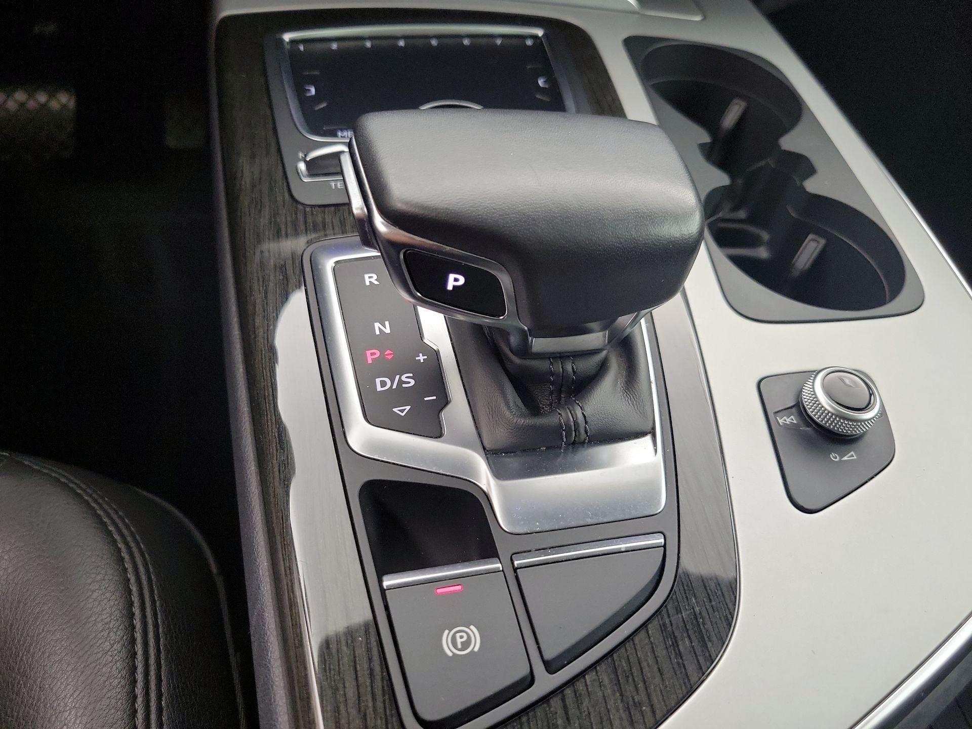 Thumbnail: 2019 Audi Q7 - 18