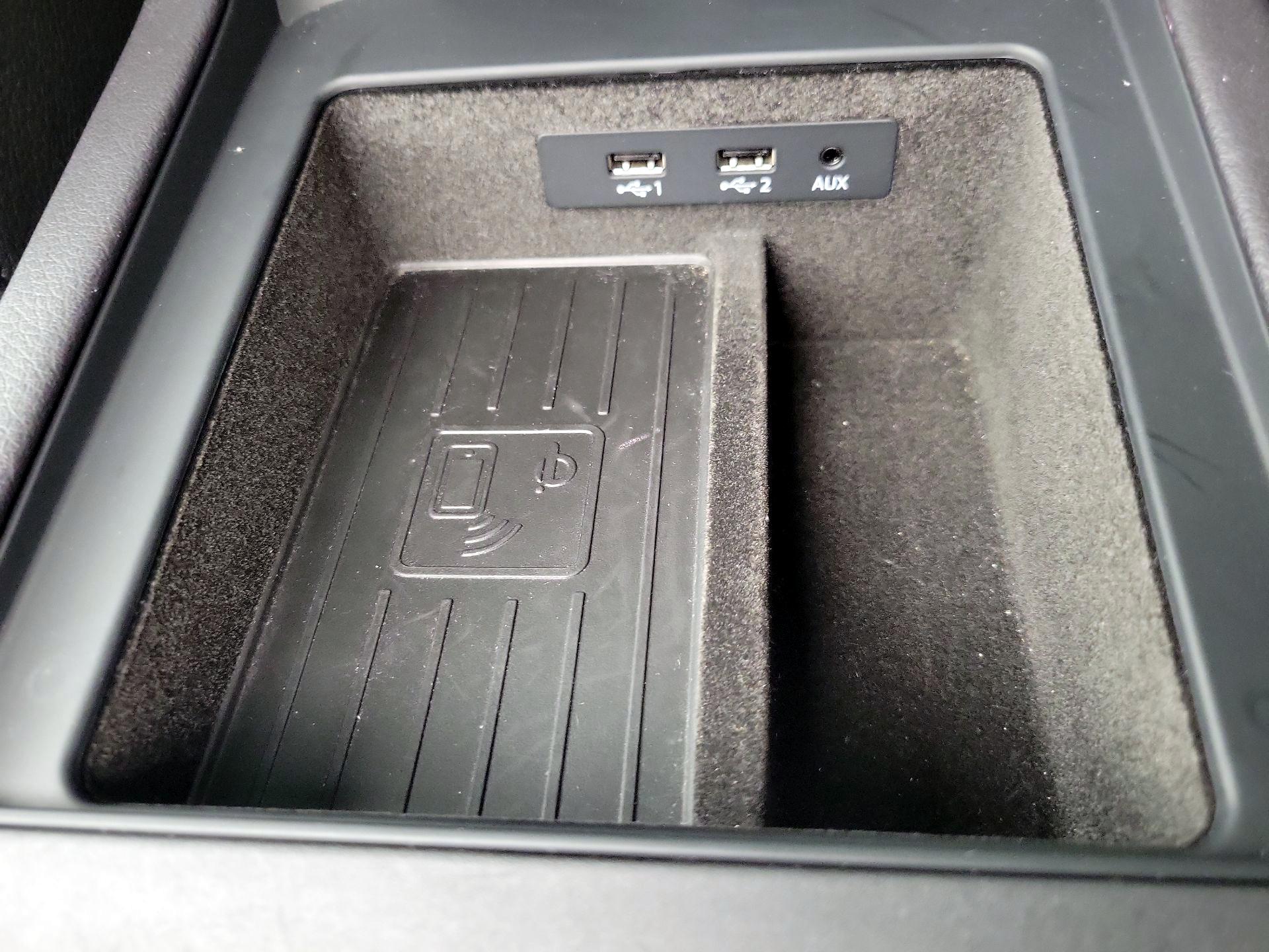 Thumbnail: 2019 Audi Q7 - 19