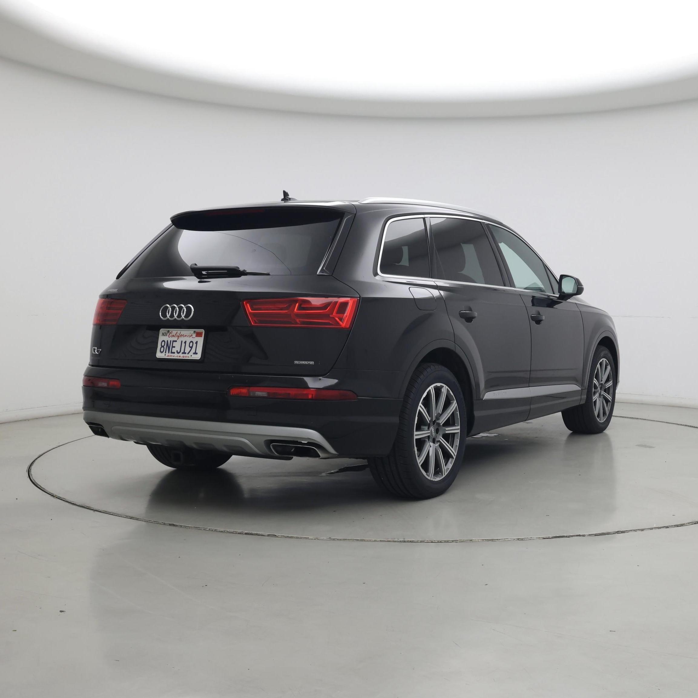 Thumbnail: 2019 Audi Q7 - 8