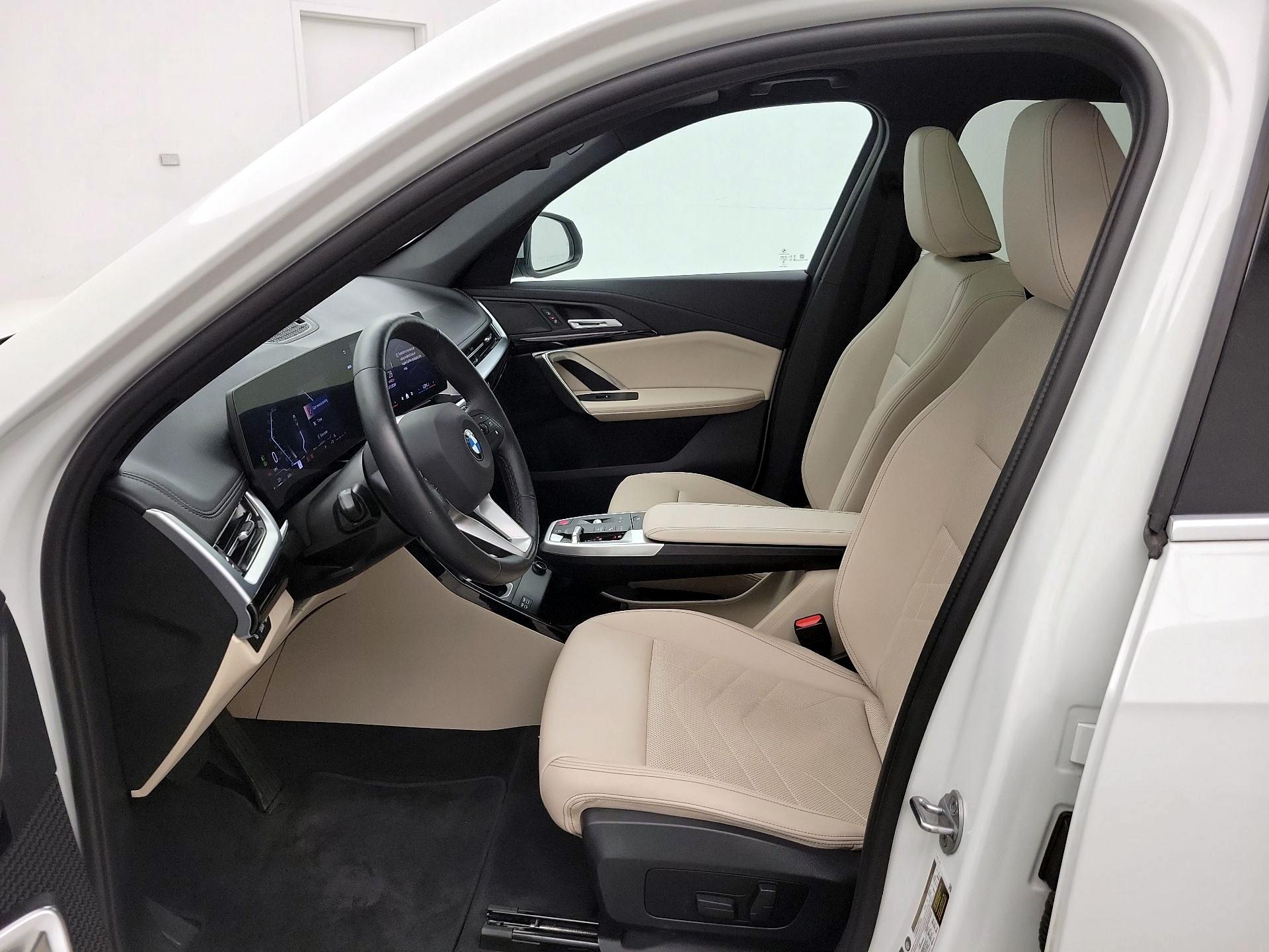 Thumbnail: 2024 BMW X1 - 11