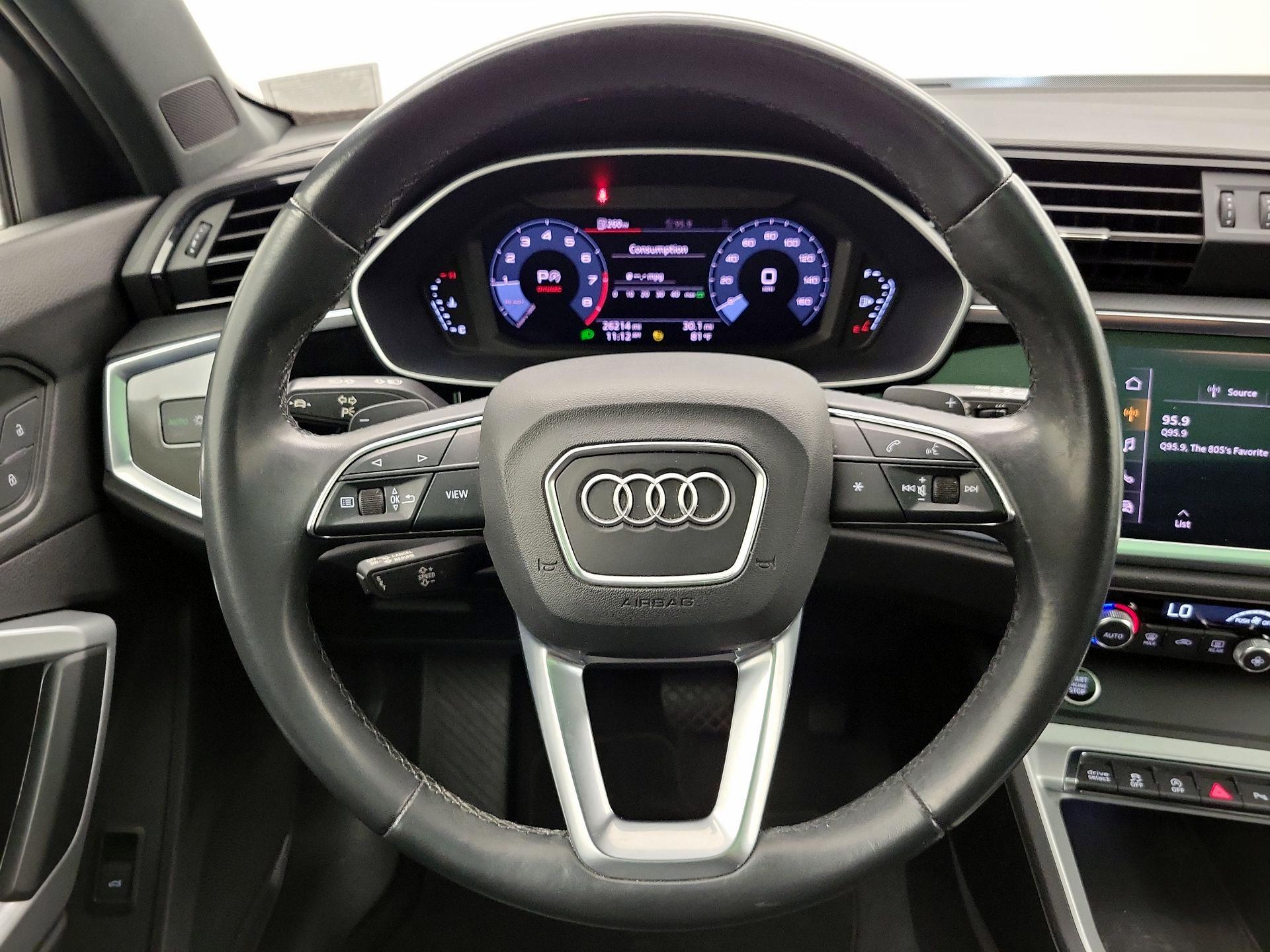 Thumbnail: 2021 Audi Q3 - 10