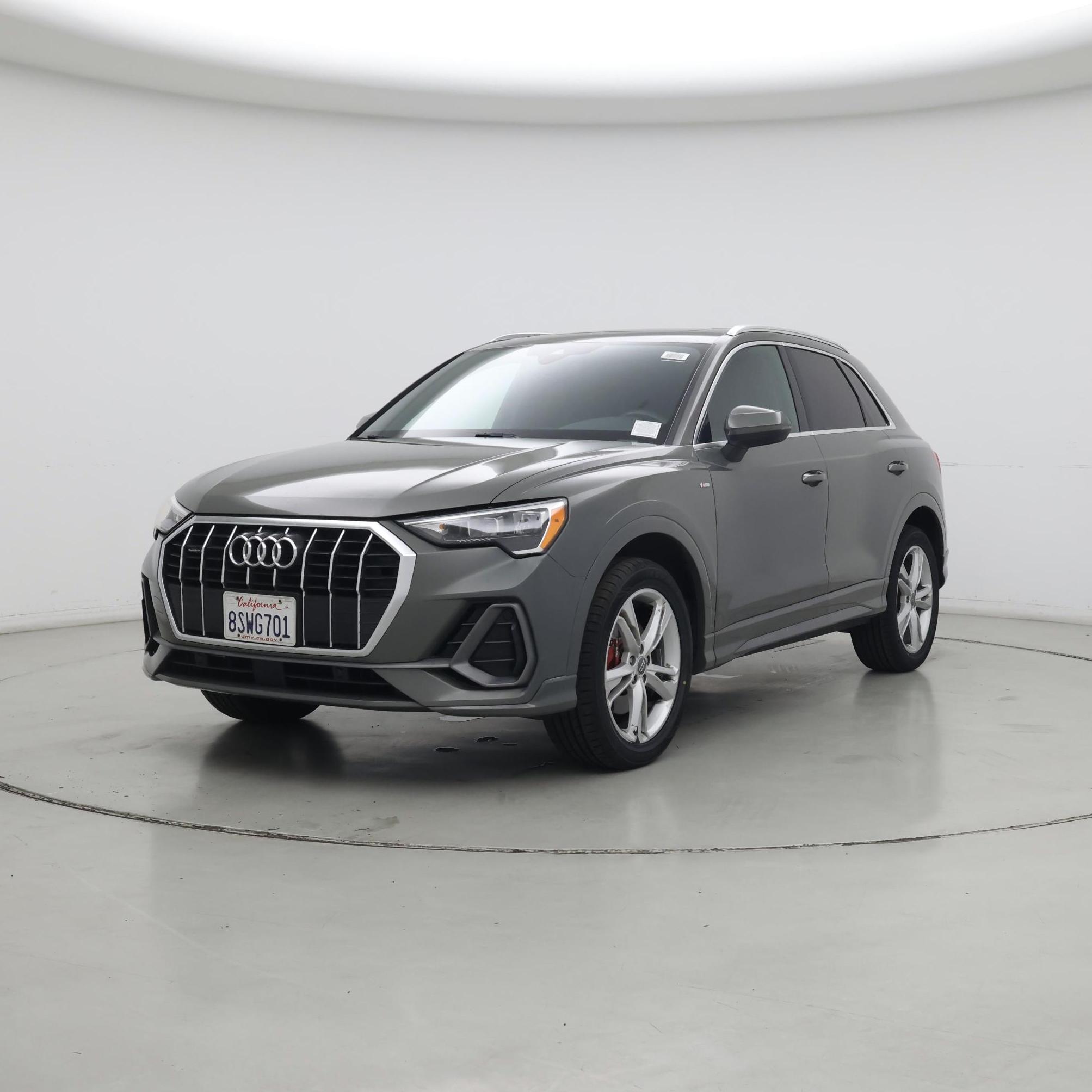 Thumbnail: 2021 Audi Q3 - 4