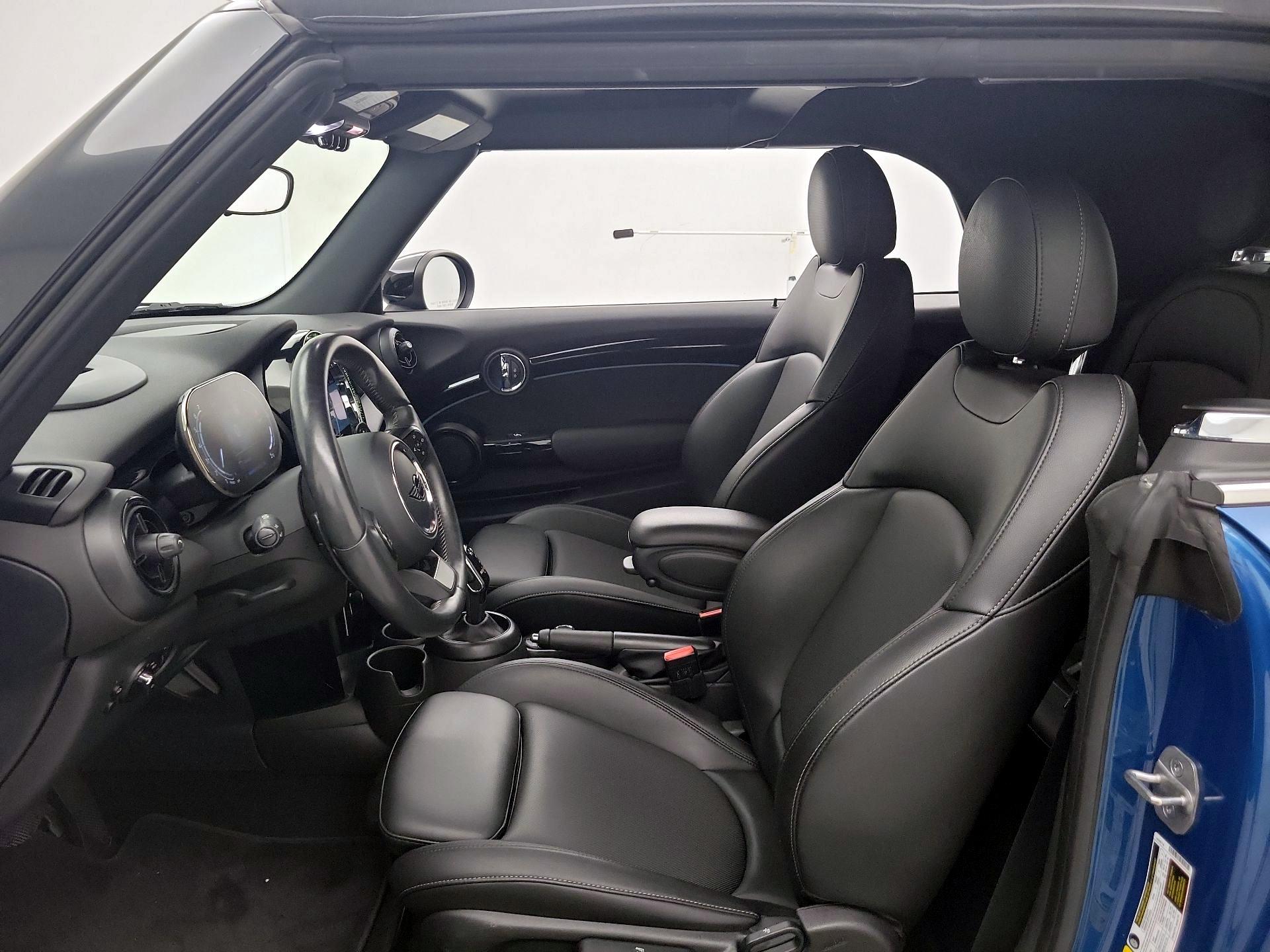 Thumbnail: 2022 MINI Cooper - 11