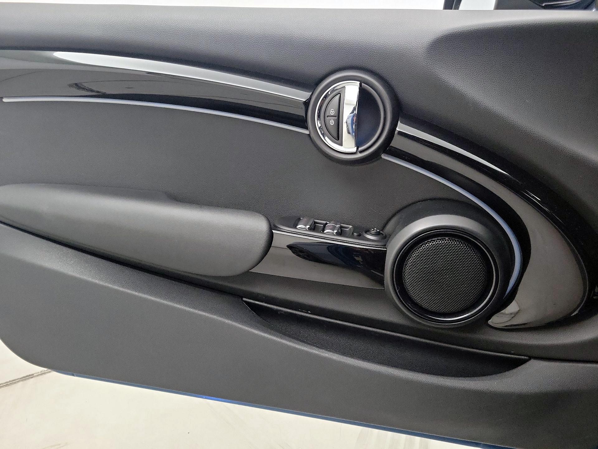 Thumbnail: 2022 MINI Cooper - 12