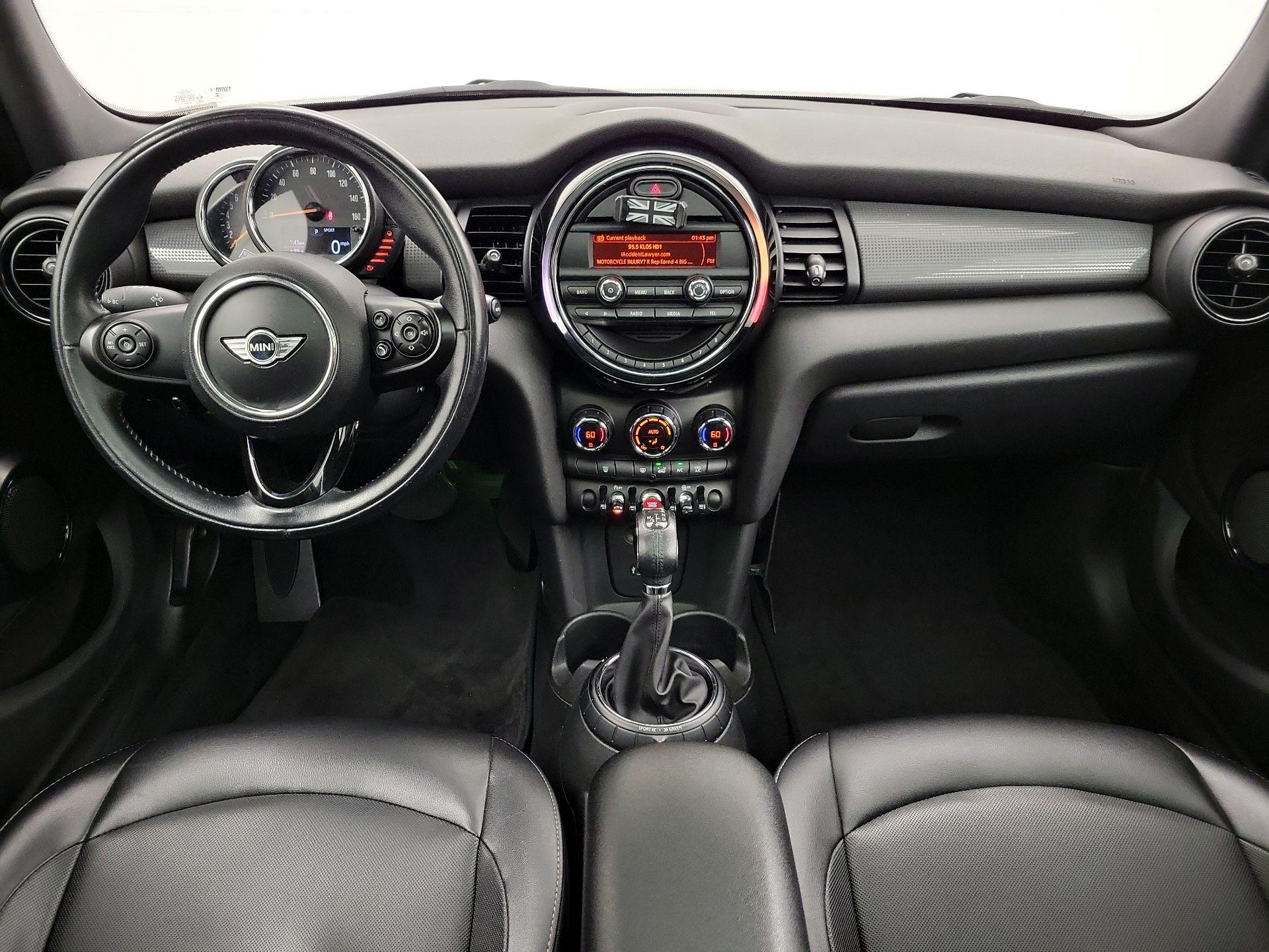 Thumbnail: 2016 MINI Cooper Hardtop - 9