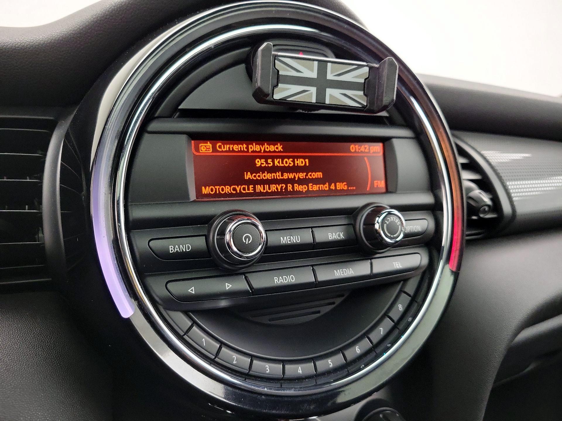 Thumbnail: 2016 MINI Cooper Hardtop - 14