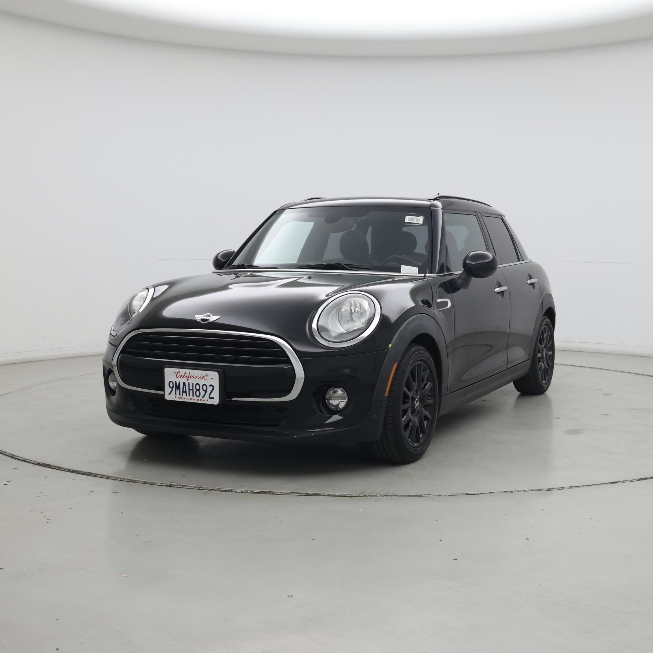 Thumbnail: 2016 MINI Cooper Hardtop - 4