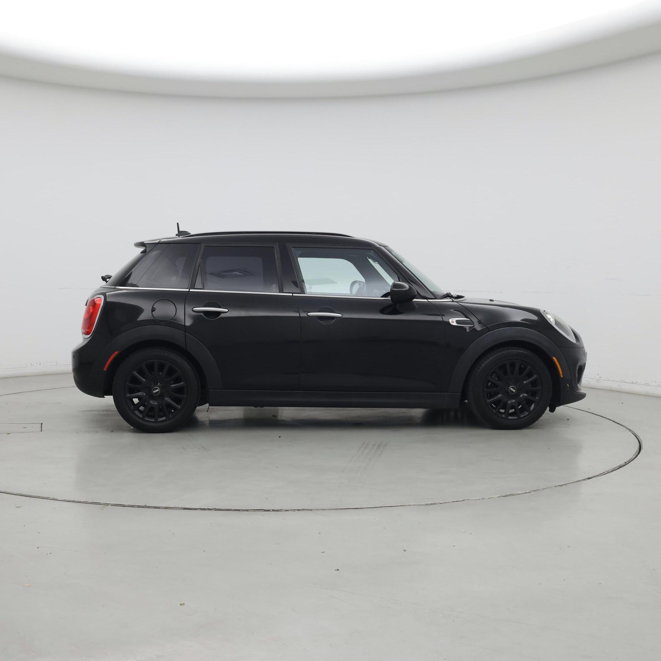 Thumbnail: 2016 MINI Cooper Hardtop - 7