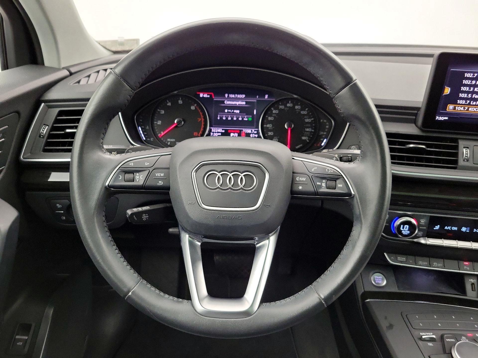 Thumbnail: 2020 Audi Q5 - 10