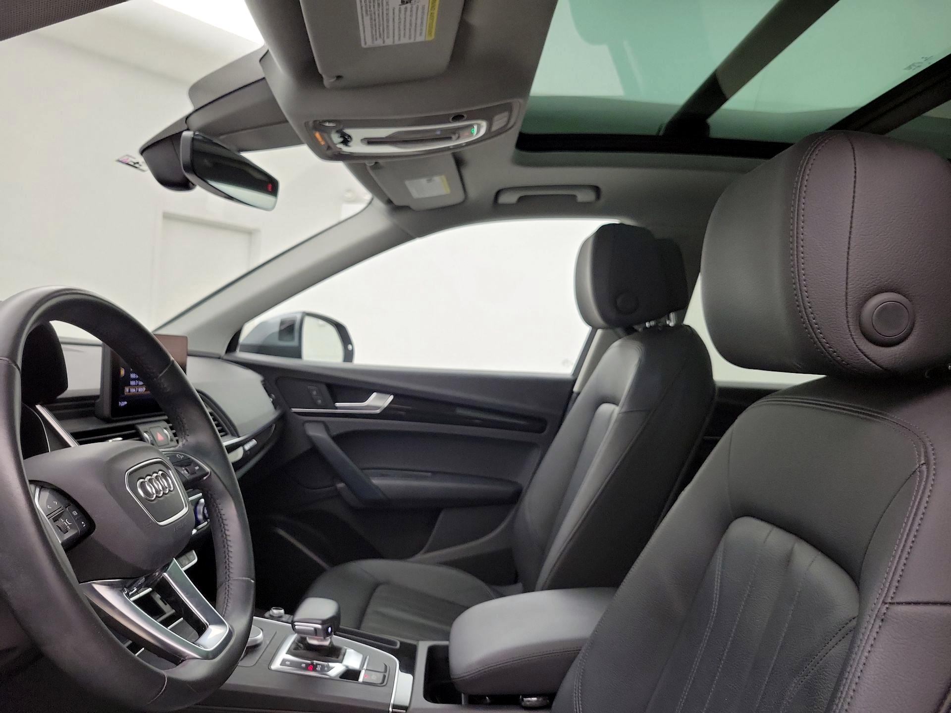 Thumbnail: 2020 Audi Q5 - 19