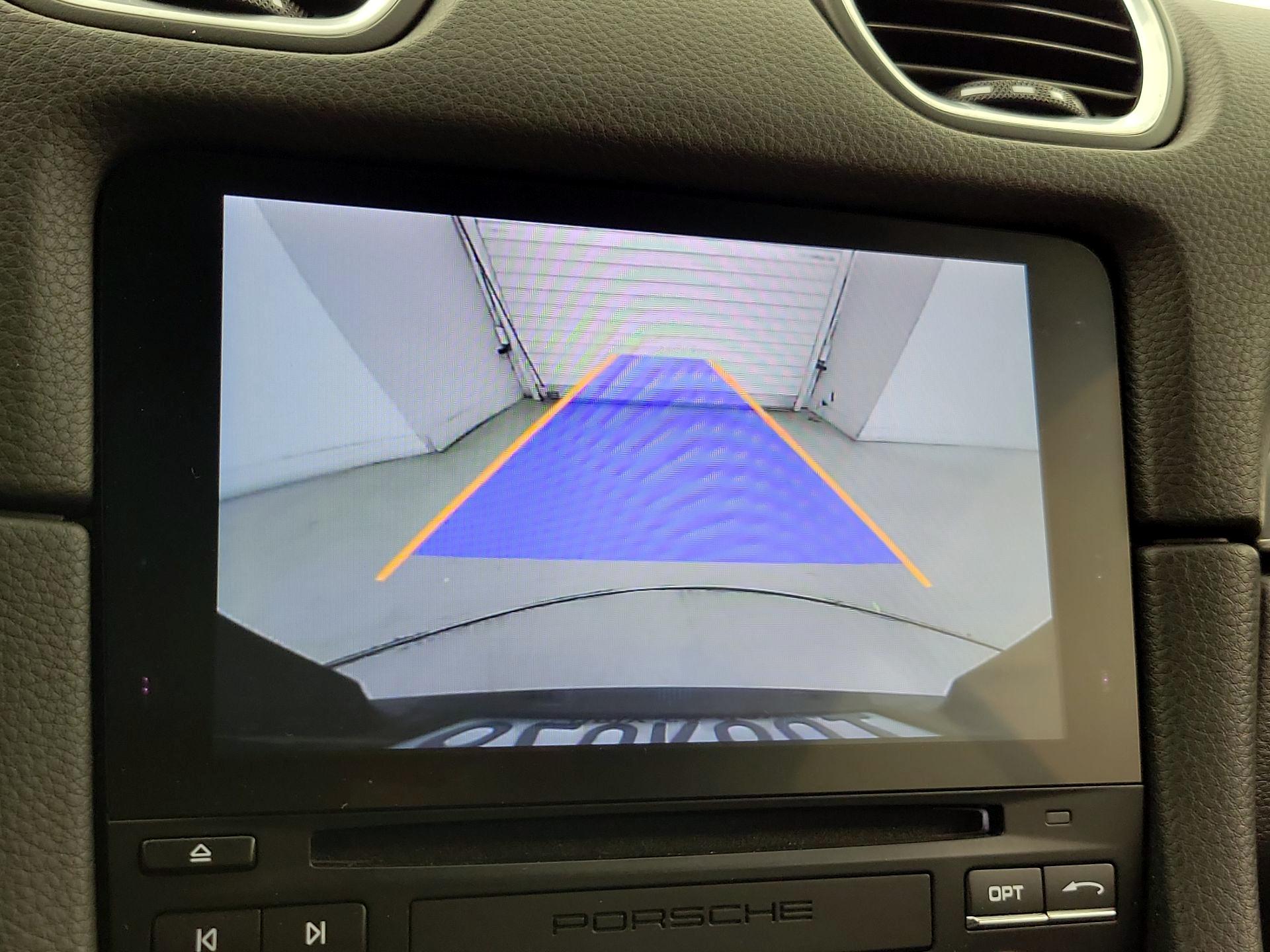 Thumbnail: 2018 Porsche 718 Cayman - 14