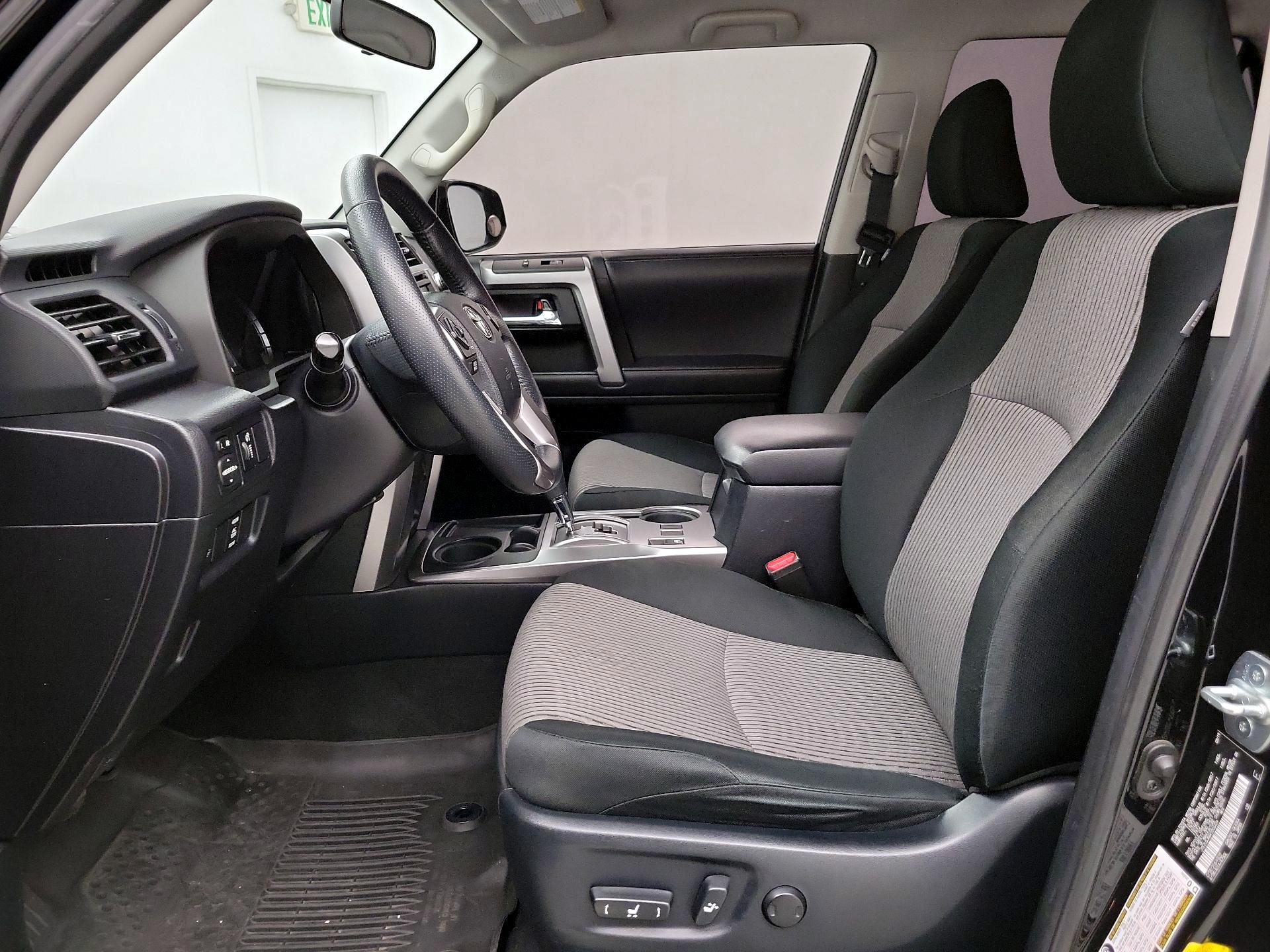 Thumbnail: 2019 Toyota 4Runner - 11