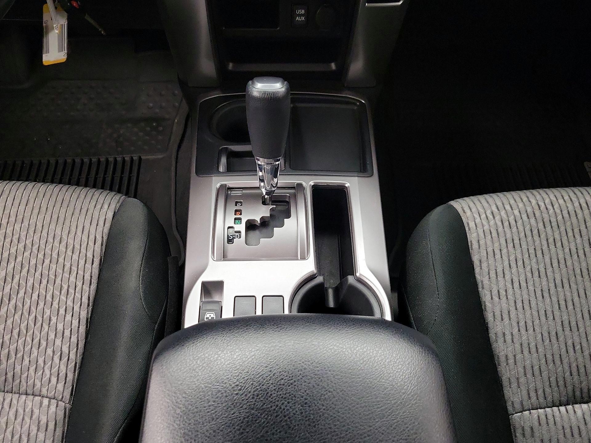 Thumbnail: 2019 Toyota 4Runner - 18