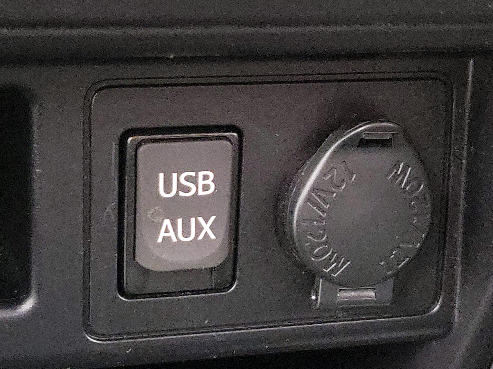 Thumbnail: 2019 Toyota 4Runner - 19