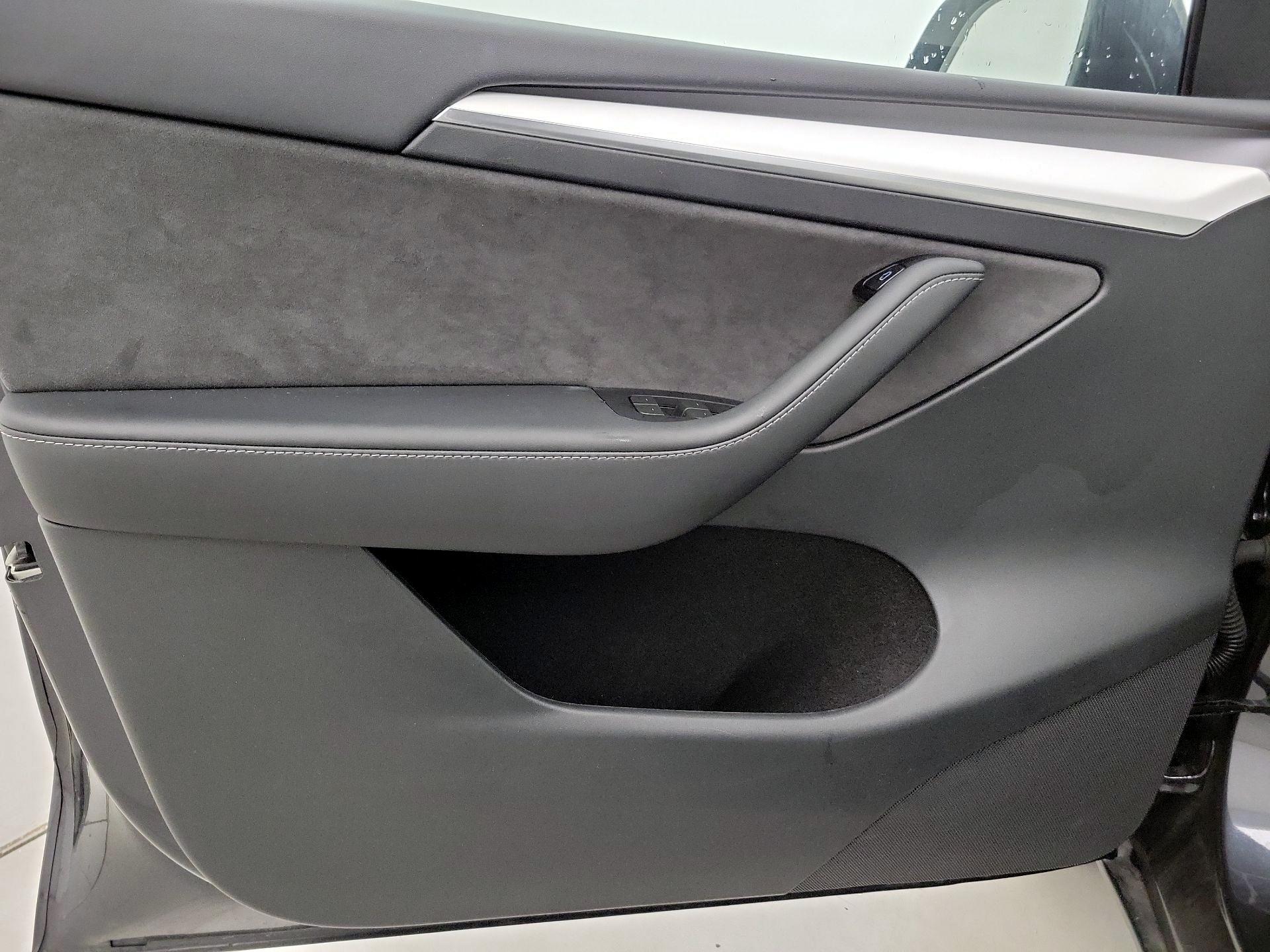 Thumbnail: 2024 Tesla Model Y - 12