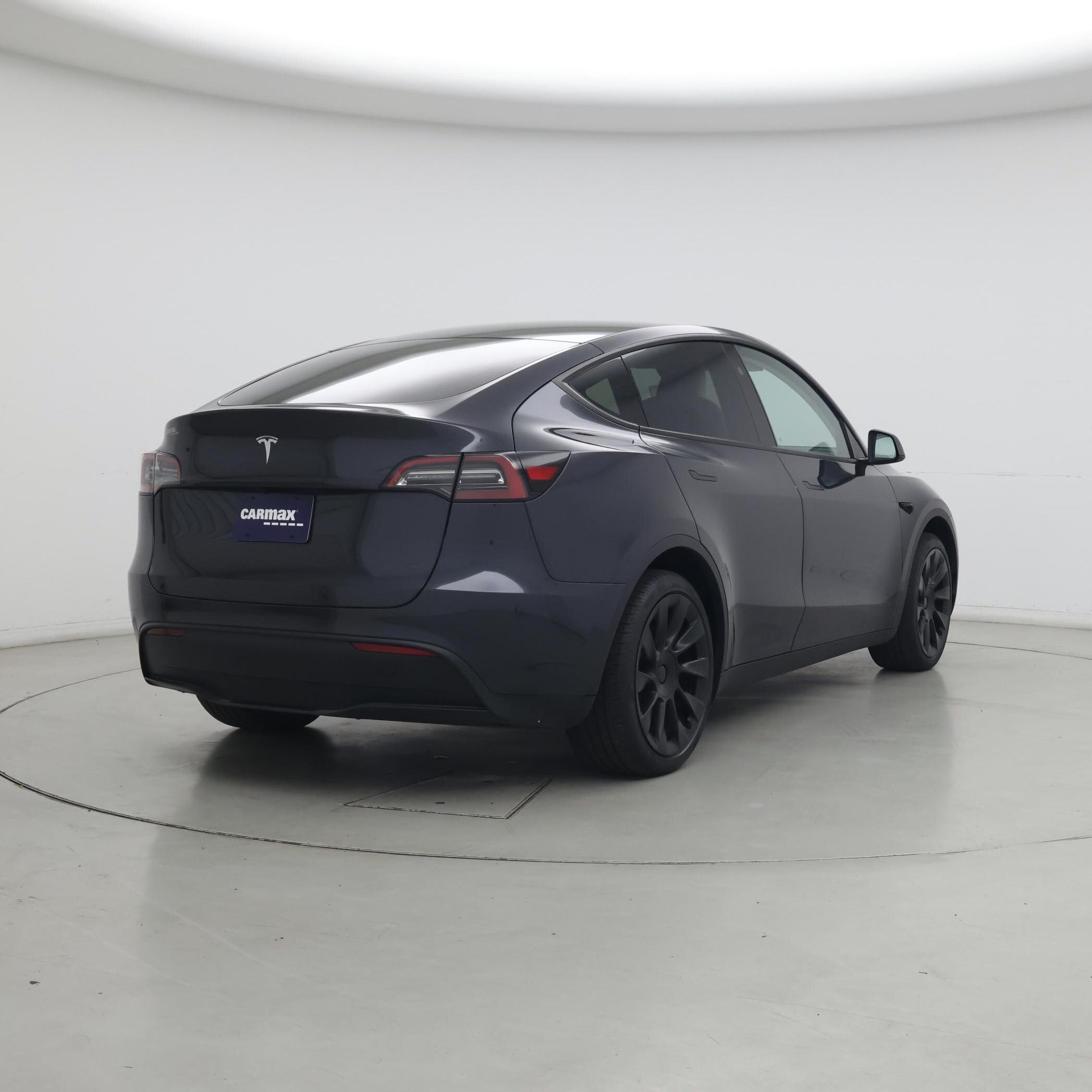 Thumbnail: 2024 Tesla Model Y - 8